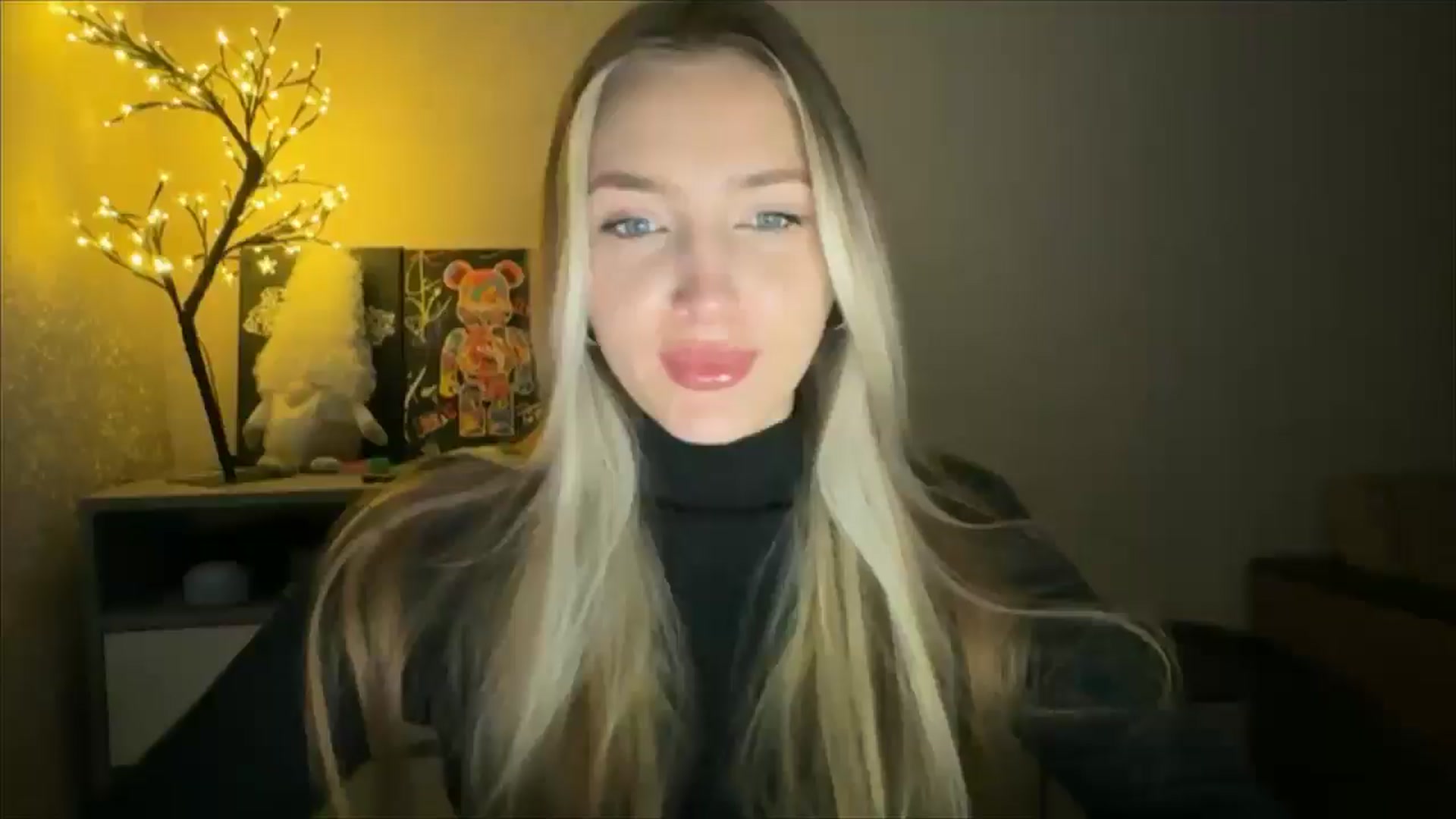 Gallery image thumbnail from My_Diana's myfreecams stream on, 11/30/2024, 22:29 image 17 of 20