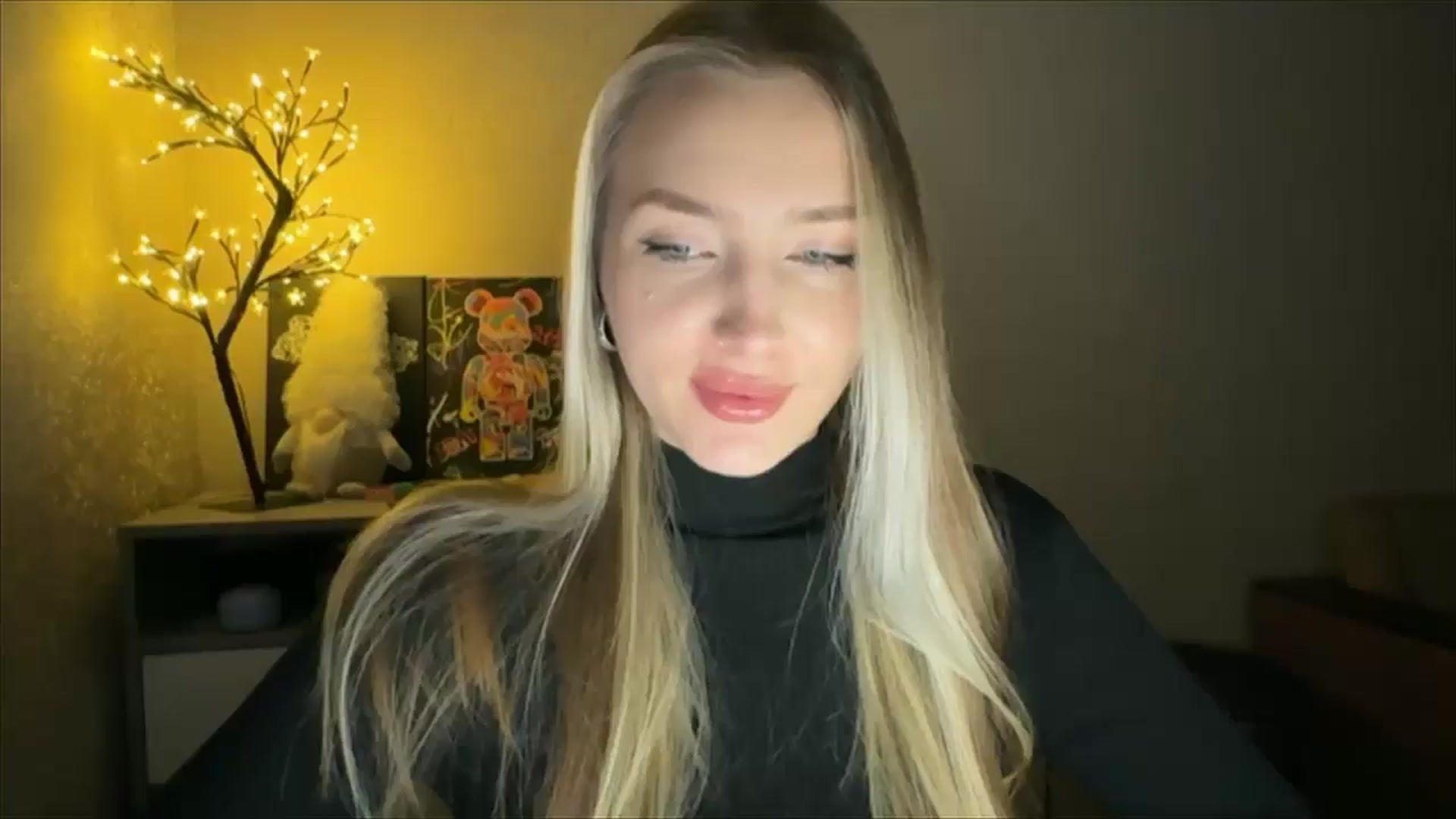 Gallery image thumbnail from My_Diana's myfreecams stream on, 11/30/2024, 22:29 image 12 of 20