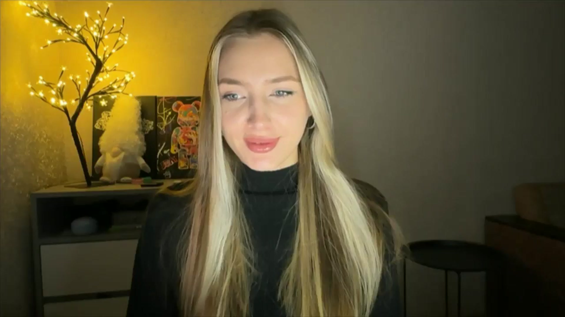 Gallery image thumbnail from My_Diana's myfreecams stream on, 11/30/2024, 22:50 image 4 of 20