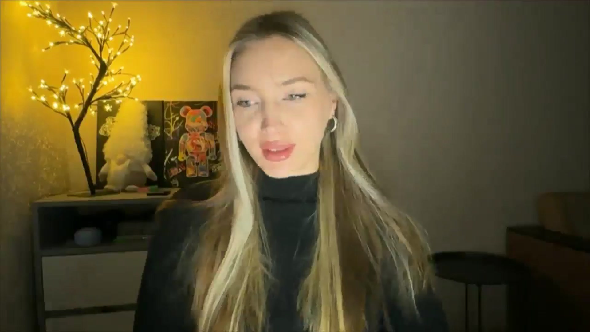 Gallery image thumbnail from My_Diana's myfreecams stream on, 11/30/2024, 22:50 image 6 of 20