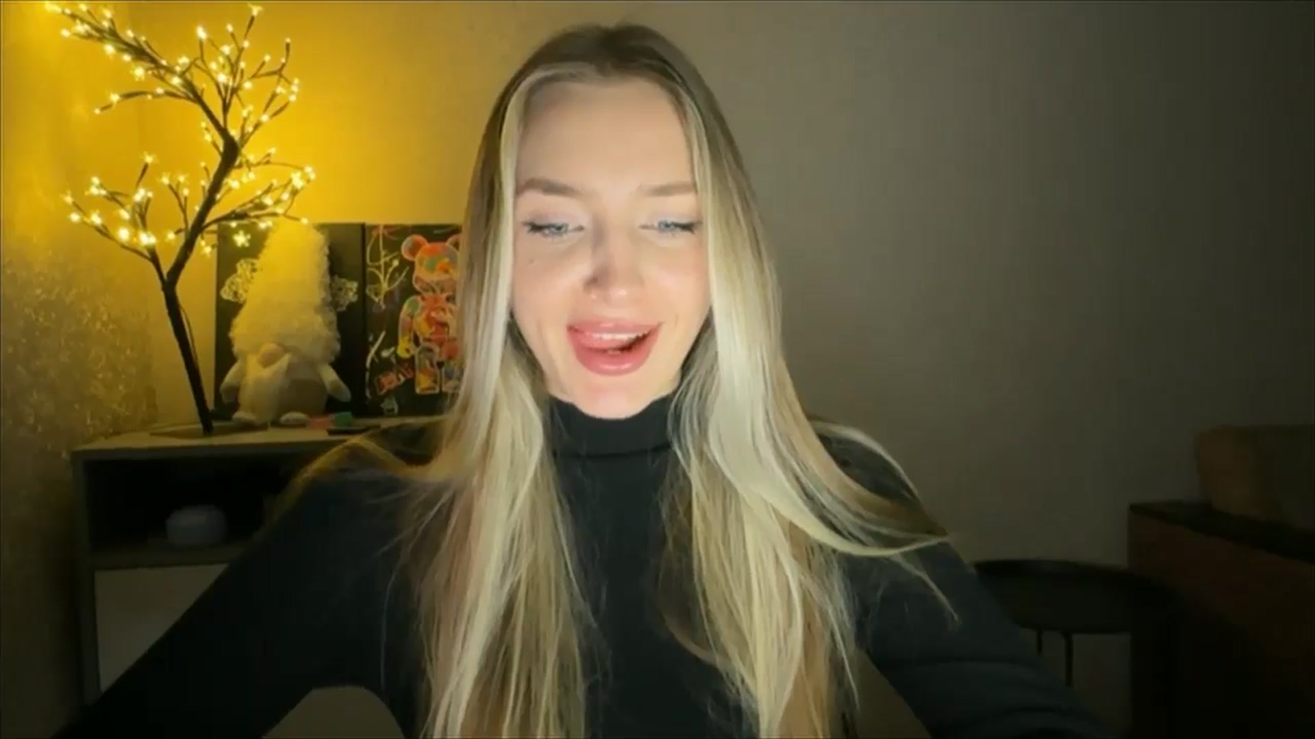 Gallery image thumbnail from My_Diana's myfreecams stream on, 11/30/2024, 22:50 image 13 of 20