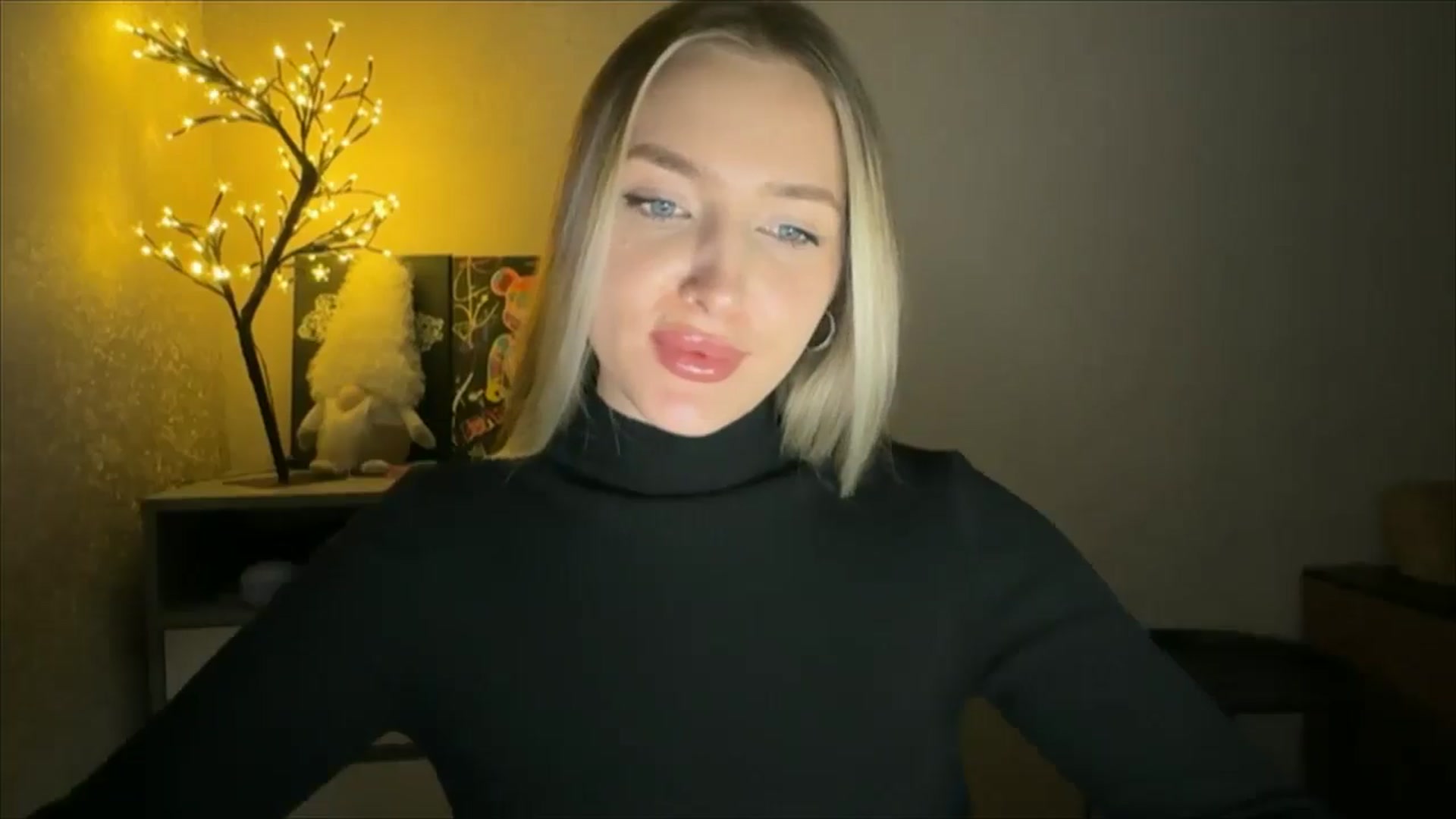 Gallery image thumbnail from My_Diana's myfreecams stream on, 11/30/2024, 22:50 image 20 of 20