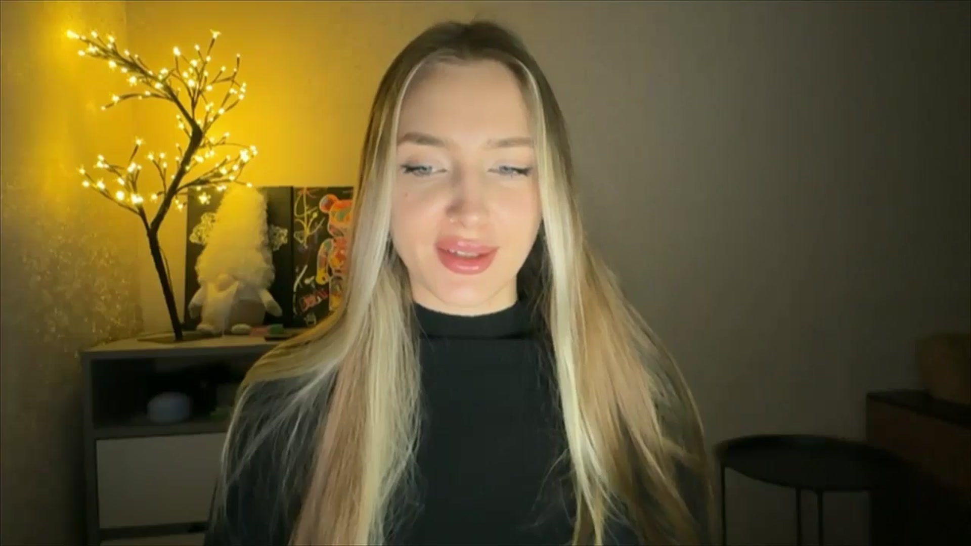 Gallery image thumbnail from My_Diana's myfreecams stream on, 11/30/2024, 23:36 image 4 of 20