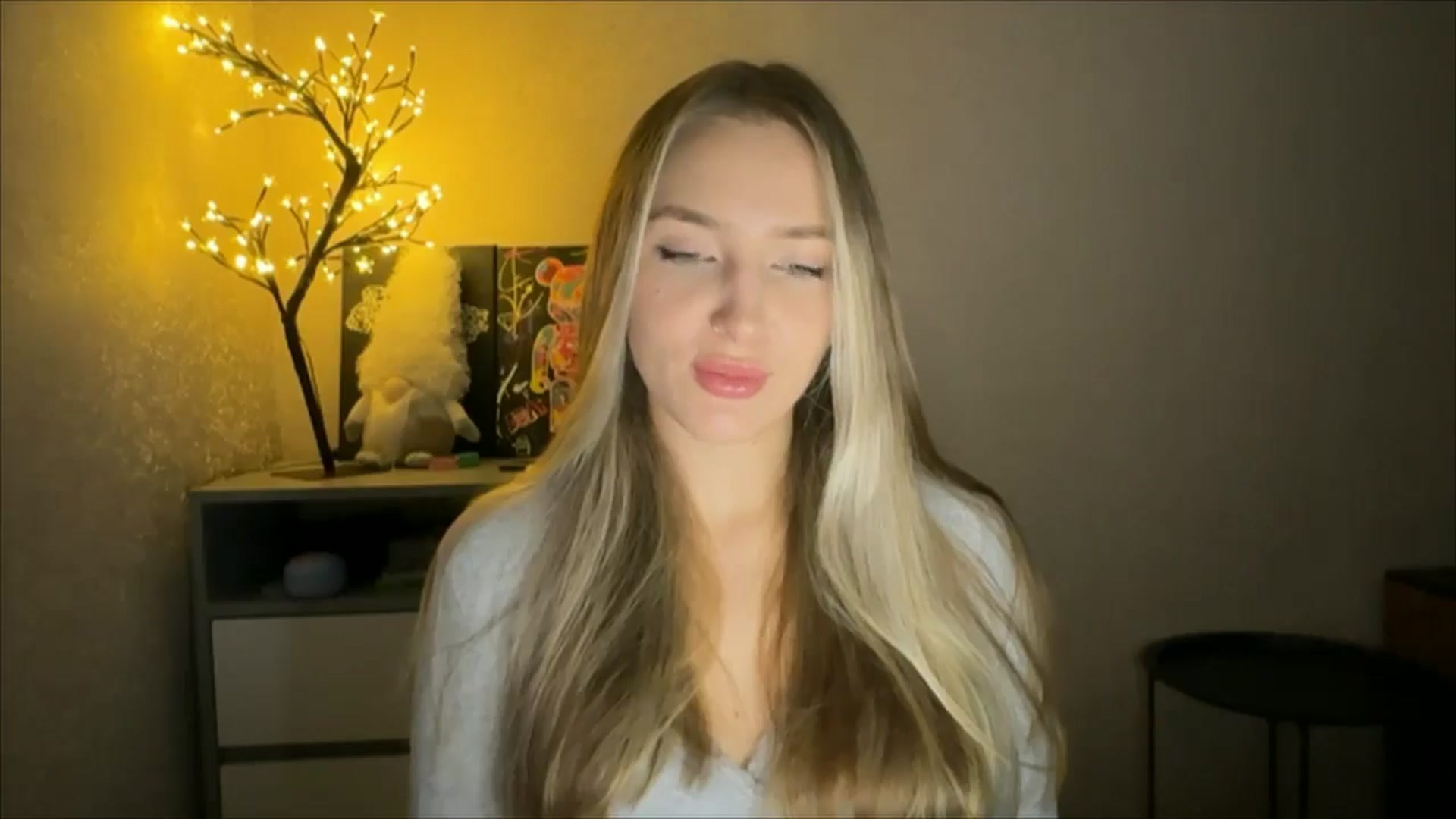 Gallery image thumbnail from My_Diana's myfreecams stream on, 12/01/2024, 15:13 image 14 of 20