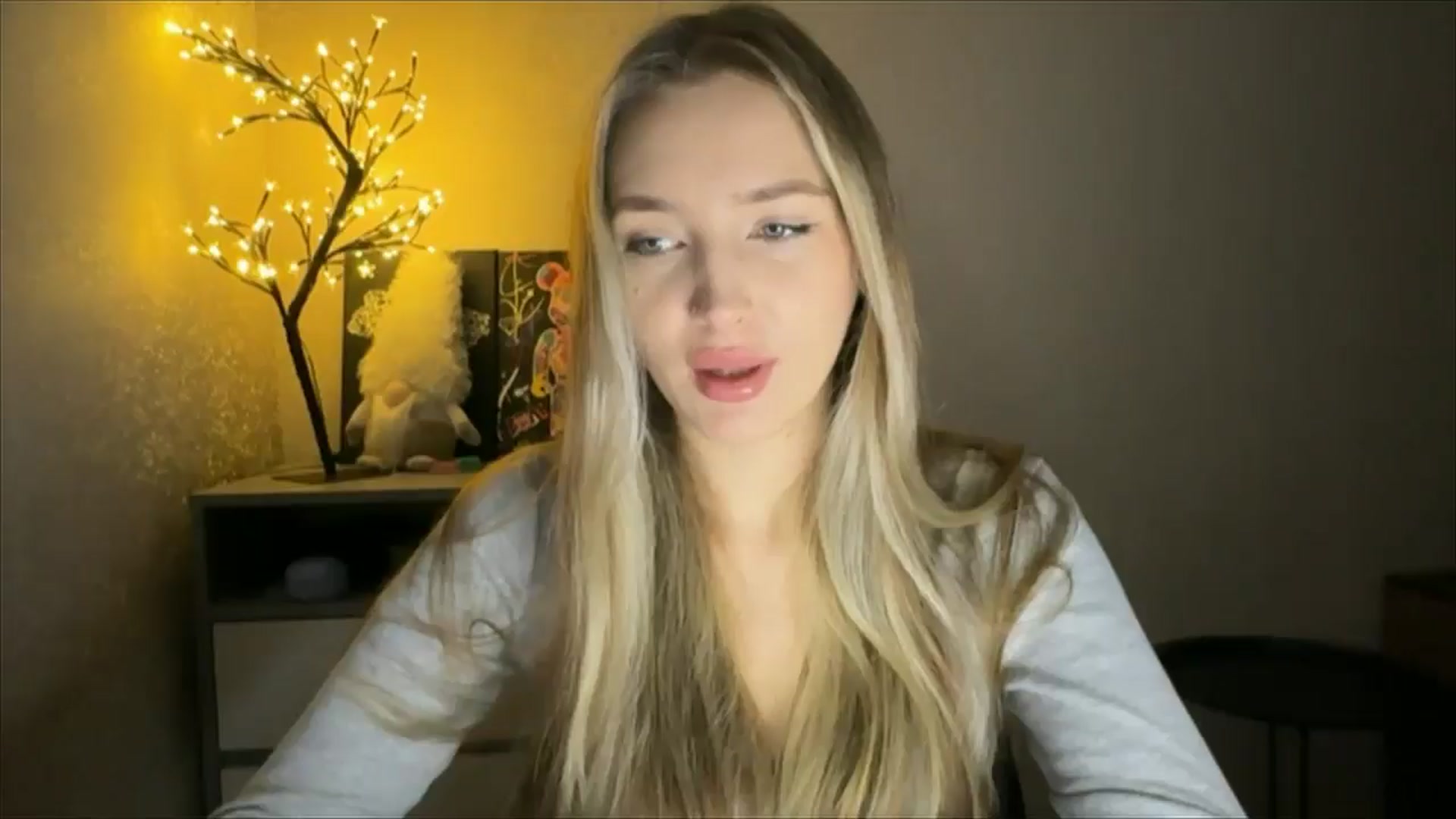 Gallery image thumbnail from My_Diana's myfreecams stream on, 12/01/2024, 15:13 image 1 of 20