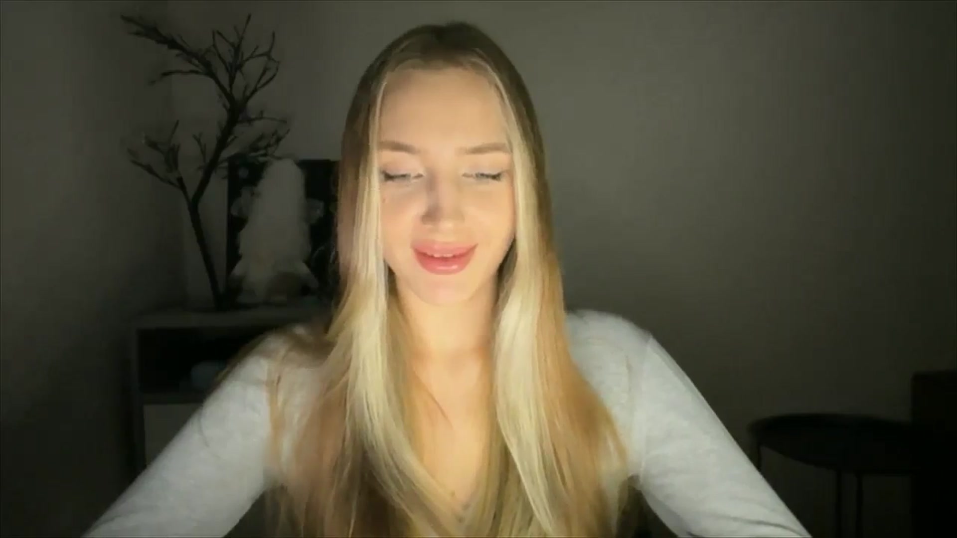 Gallery image thumbnail from My_Diana's myfreecams stream on, 12/01/2024, 15:13 image 20 of 20
