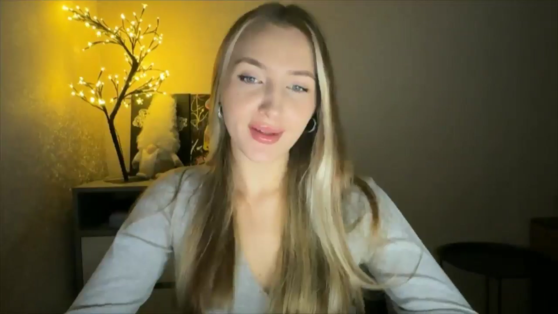 Gallery image thumbnail from My_Diana's myfreecams stream on, 12/01/2024, 15:13 image 10 of 20