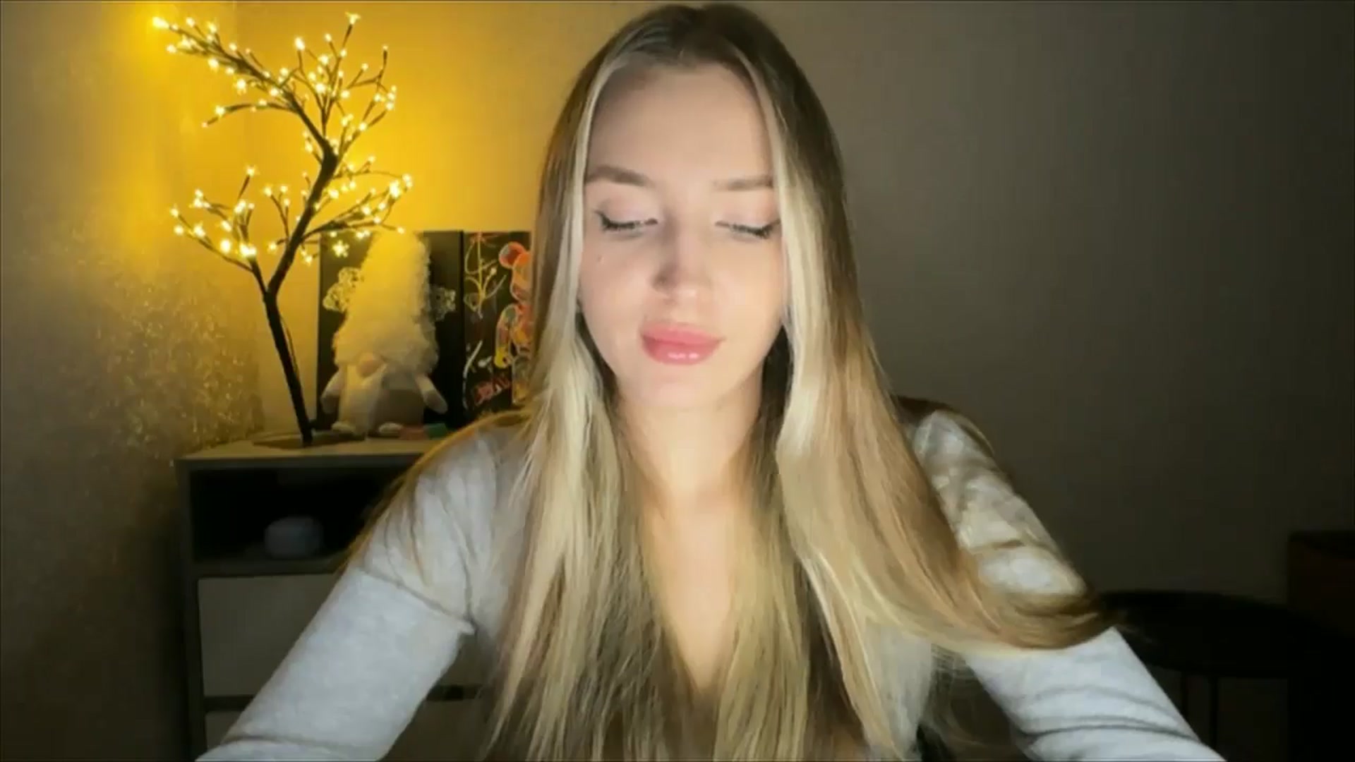 Gallery image thumbnail from My_Diana's myfreecams stream on, 12/01/2024, 15:13 image 3 of 20