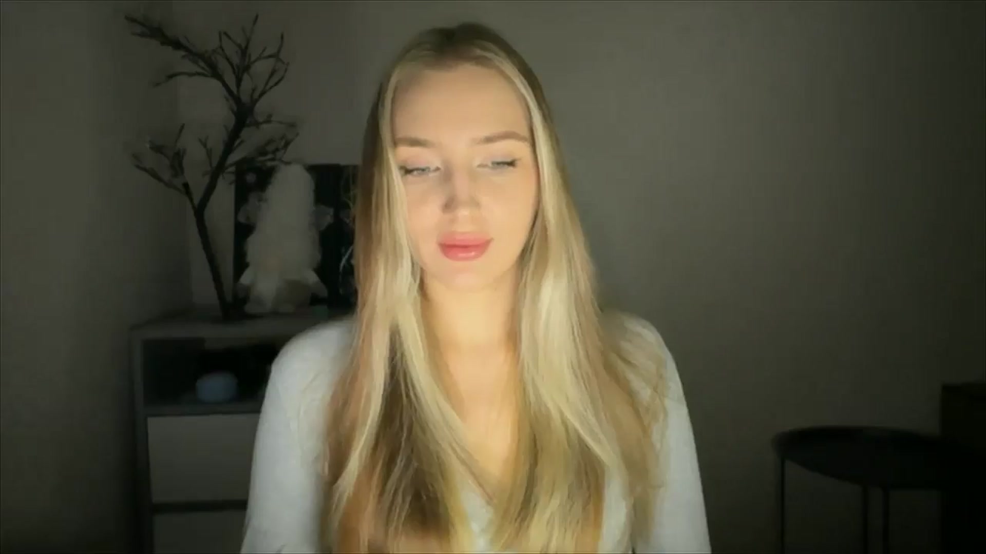 Gallery image thumbnail from My_Diana's myfreecams stream on, 12/01/2024, 15:13 image 18 of 20