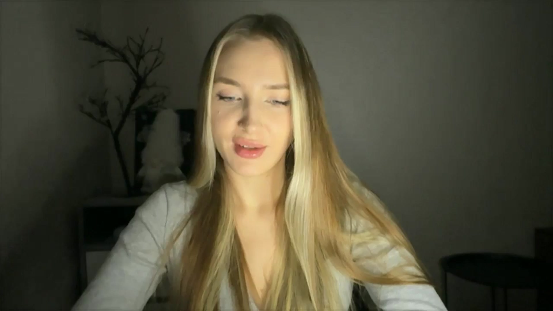 Gallery image thumbnail from My_Diana's myfreecams stream on, 12/01/2024, 16:06 image 7 of 20
