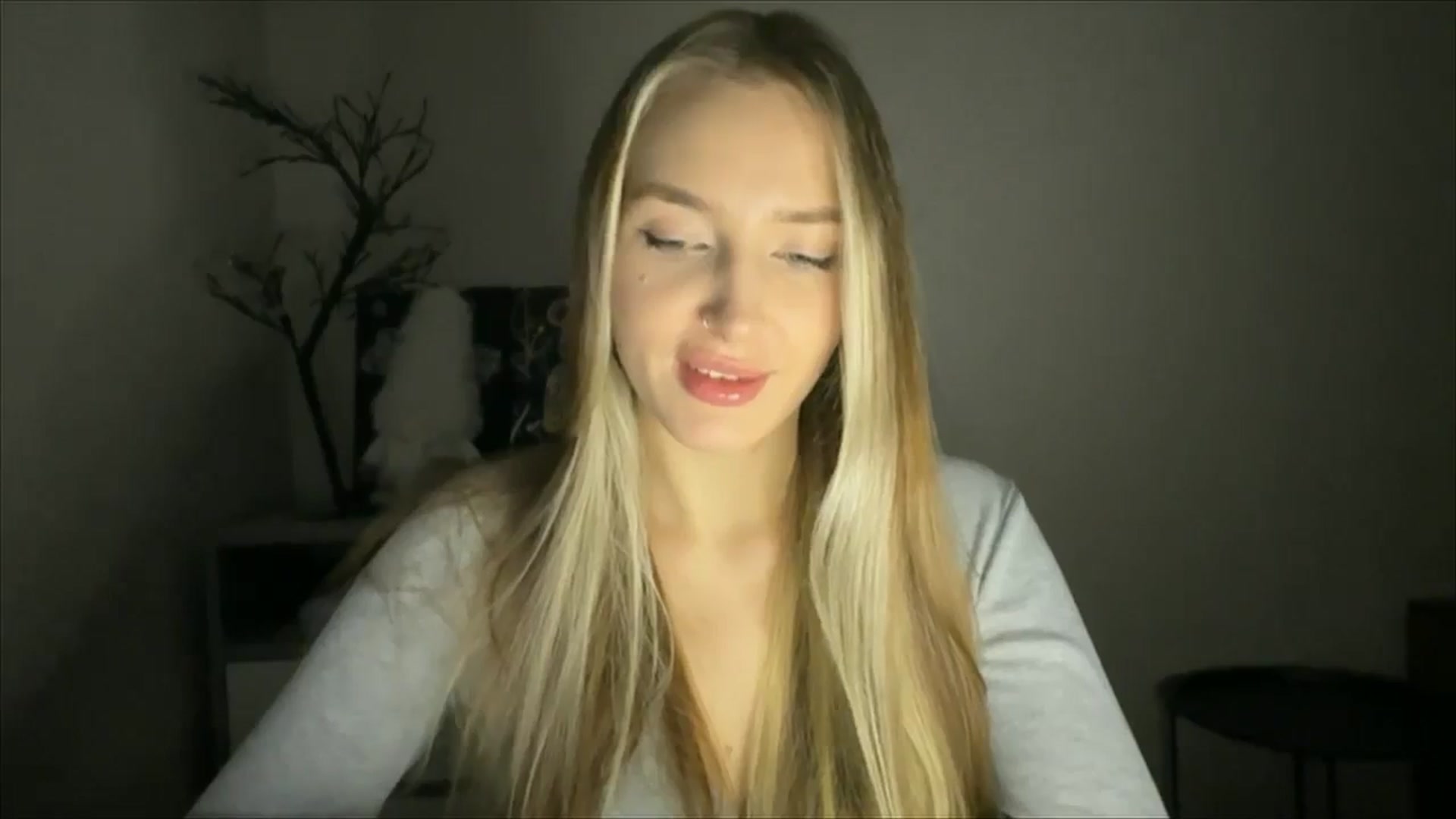 Gallery image thumbnail from My_Diana's myfreecams stream on, 12/01/2024, 16:06 image 4 of 20