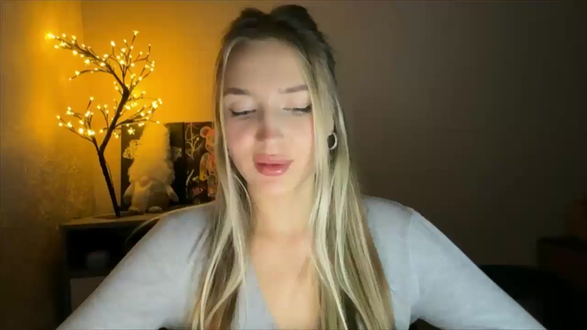 Gallery image thumbnail from My_Diana's myfreecams stream on, 12/01/2024, 22:11 image 20 of 20