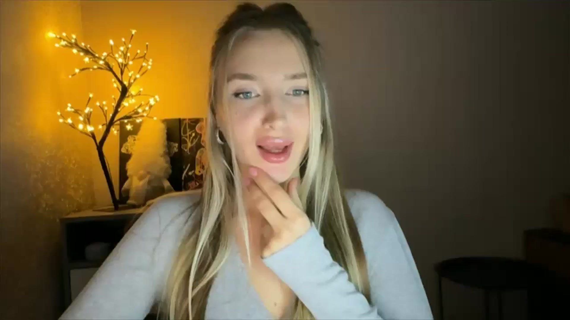 Gallery image thumbnail from My_Diana's myfreecams stream on, 12/01/2024, 22:11 image 8 of 20