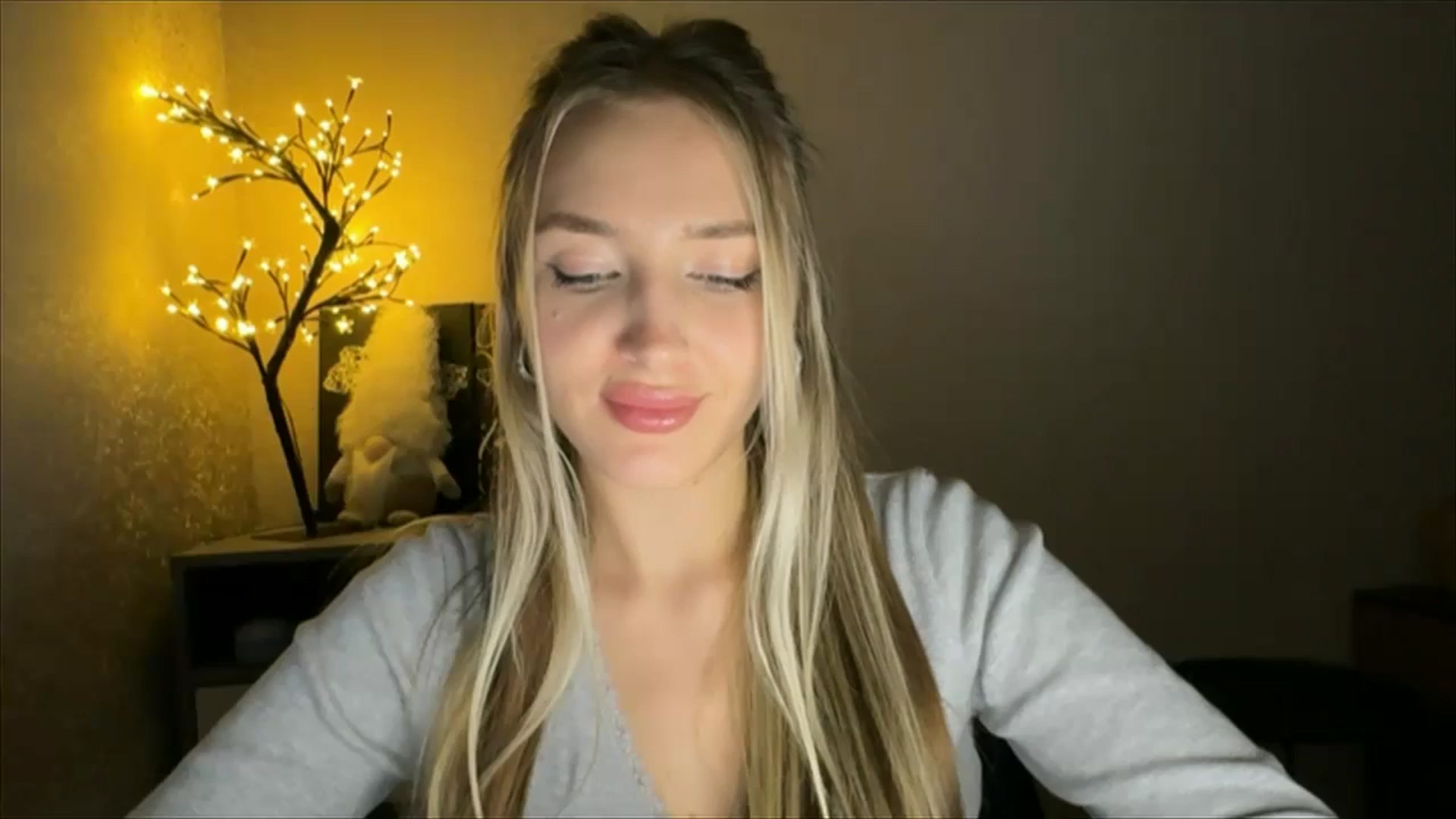 Gallery image thumbnail from My_Diana's myfreecams stream on, 12/01/2024, 22:11 image 3 of 20
