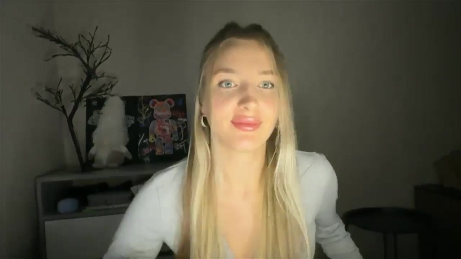 Gallery image thumbnail from My_Diana's myfreecams stream on, 12/01/2024, 23:00 image 11 of 20