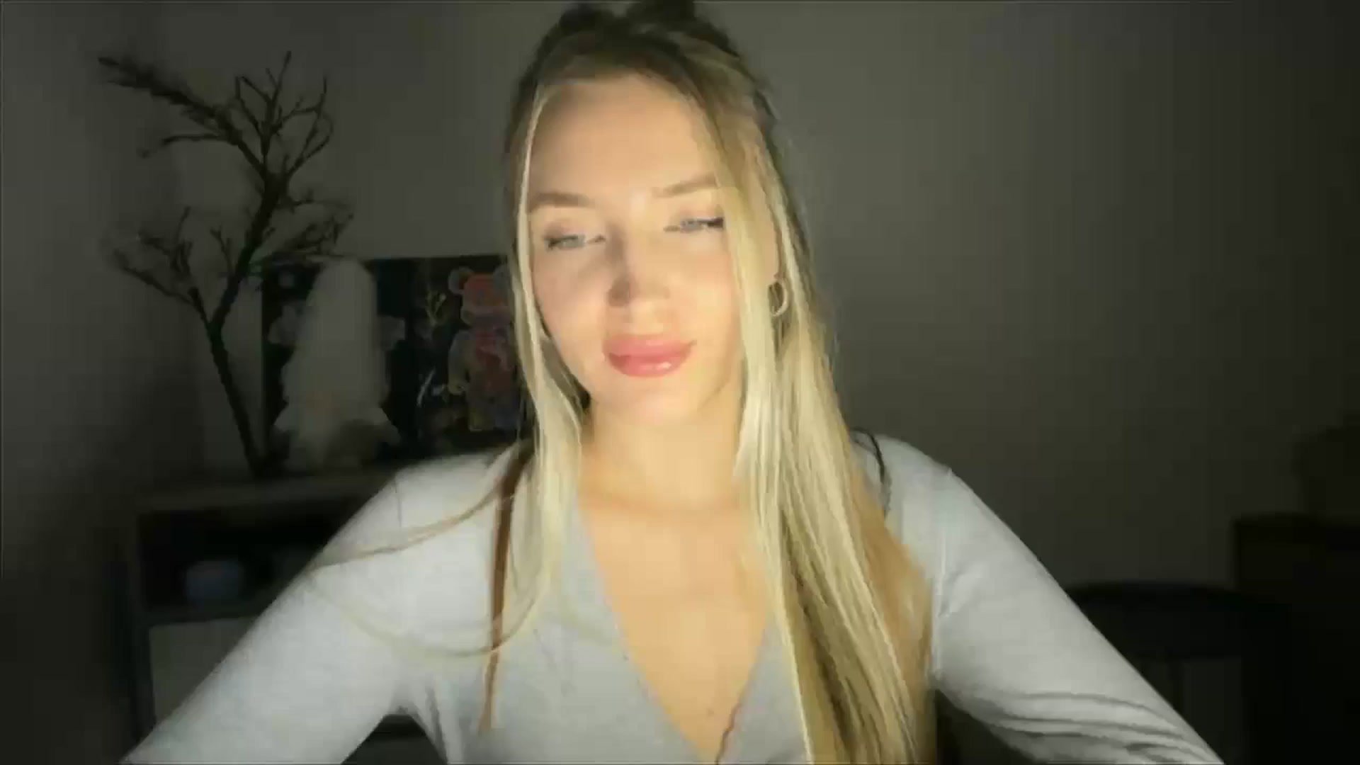 Gallery image thumbnail from My_Diana's myfreecams stream on, 12/01/2024, 23:00 image 20 of 20