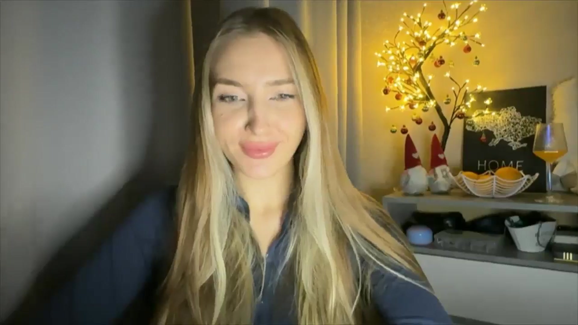 Gallery image thumbnail from My_Diana's myfreecams stream on, 12/03/2024, 23:26 image 15 of 20