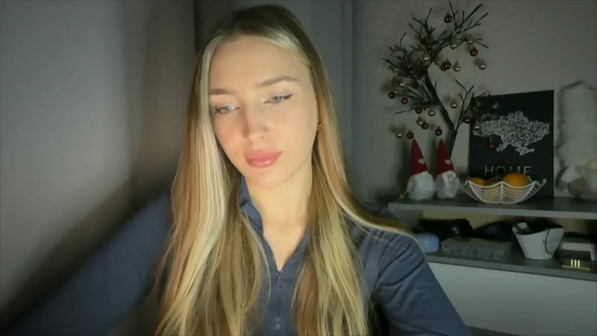 Gallery image thumbnail from My_Diana's myfreecams stream on, 12/03/2024, 23:26 image 10 of 20
