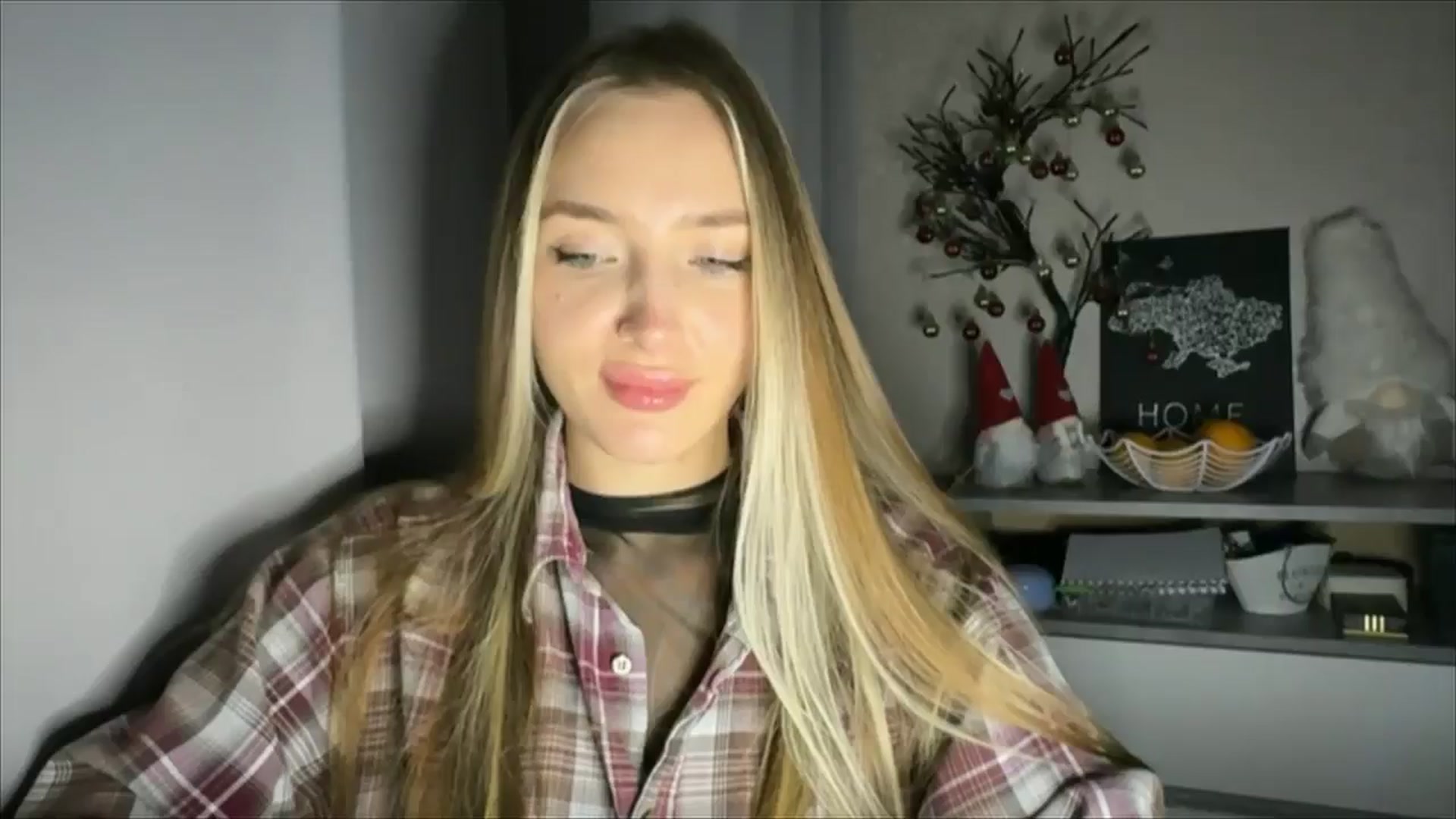 Gallery image thumbnail from My_Diana's myfreecams stream on, 12/04/2024, 15:57 image 16 of 20