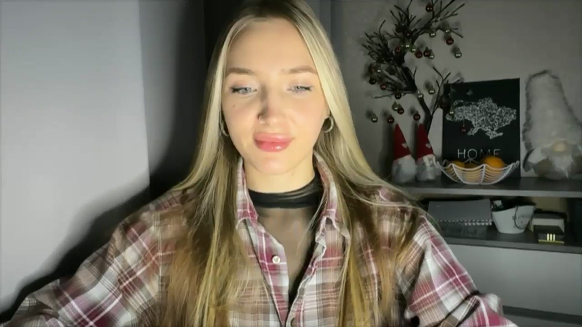 Gallery image thumbnail from My_Diana's myfreecams stream on, 12/04/2024, 15:57 image 10 of 20