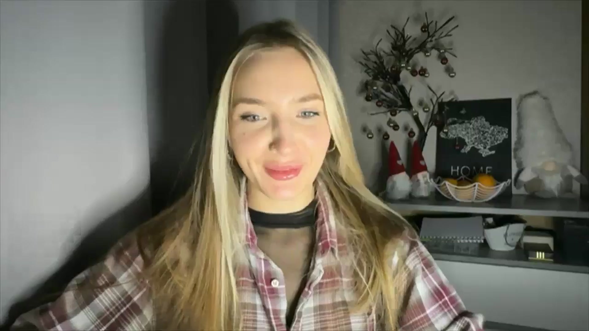Gallery image thumbnail from My_Diana's myfreecams stream on, 12/04/2024, 15:57 image 7 of 20