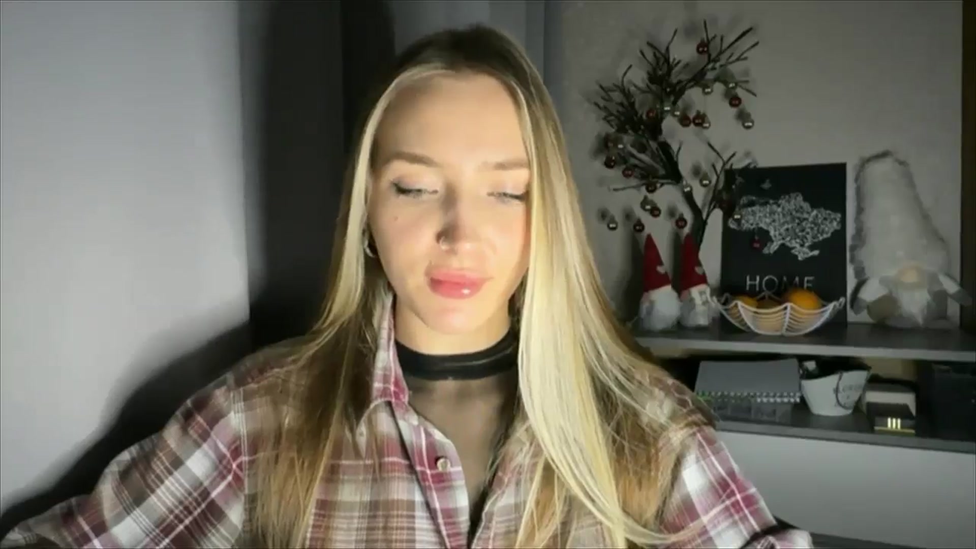 Gallery image thumbnail from My_Diana's myfreecams stream on, 12/04/2024, 15:57 image 6 of 20