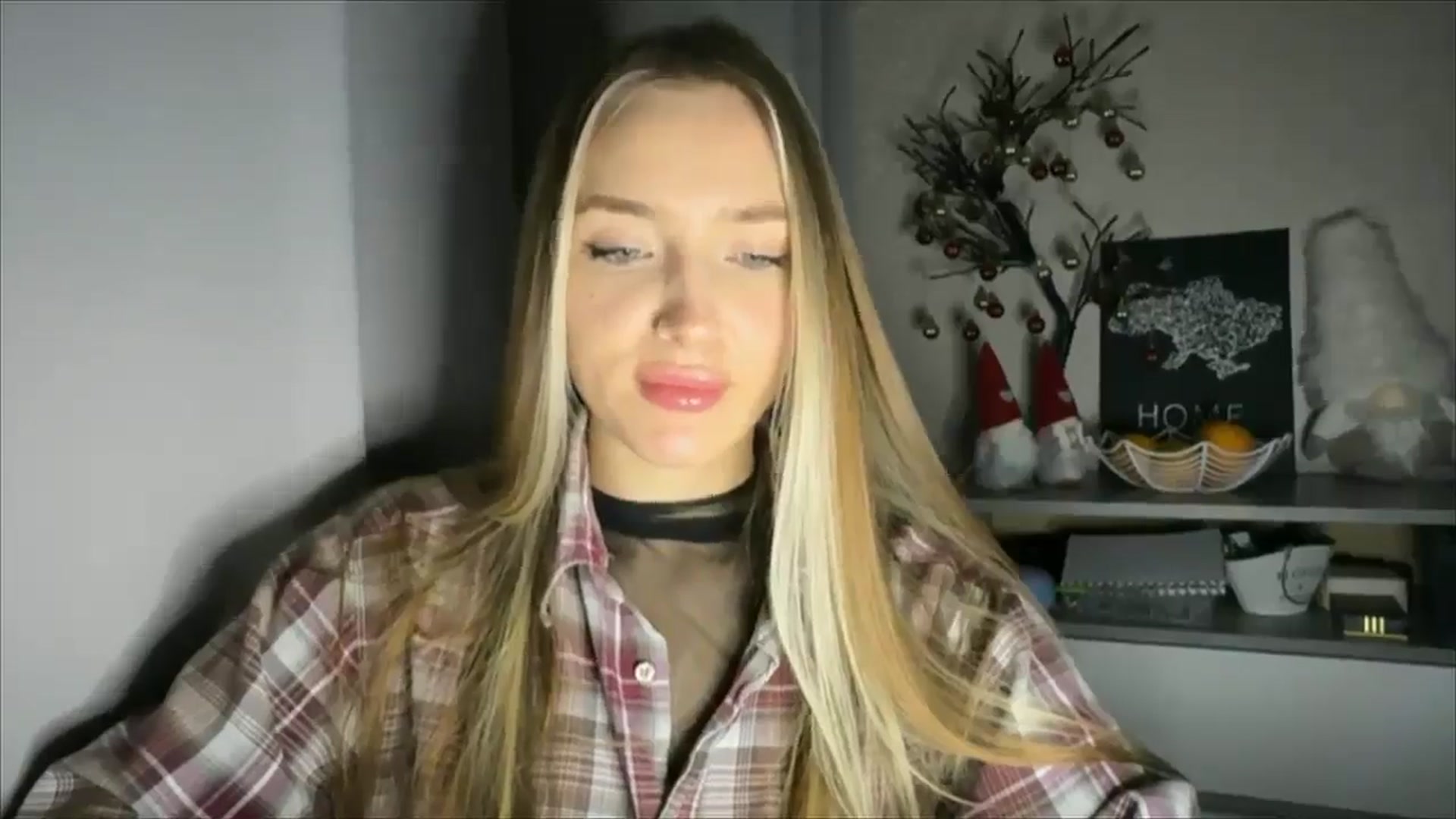 Gallery image thumbnail from My_Diana's myfreecams stream on, 12/04/2024, 15:57 image 17 of 20