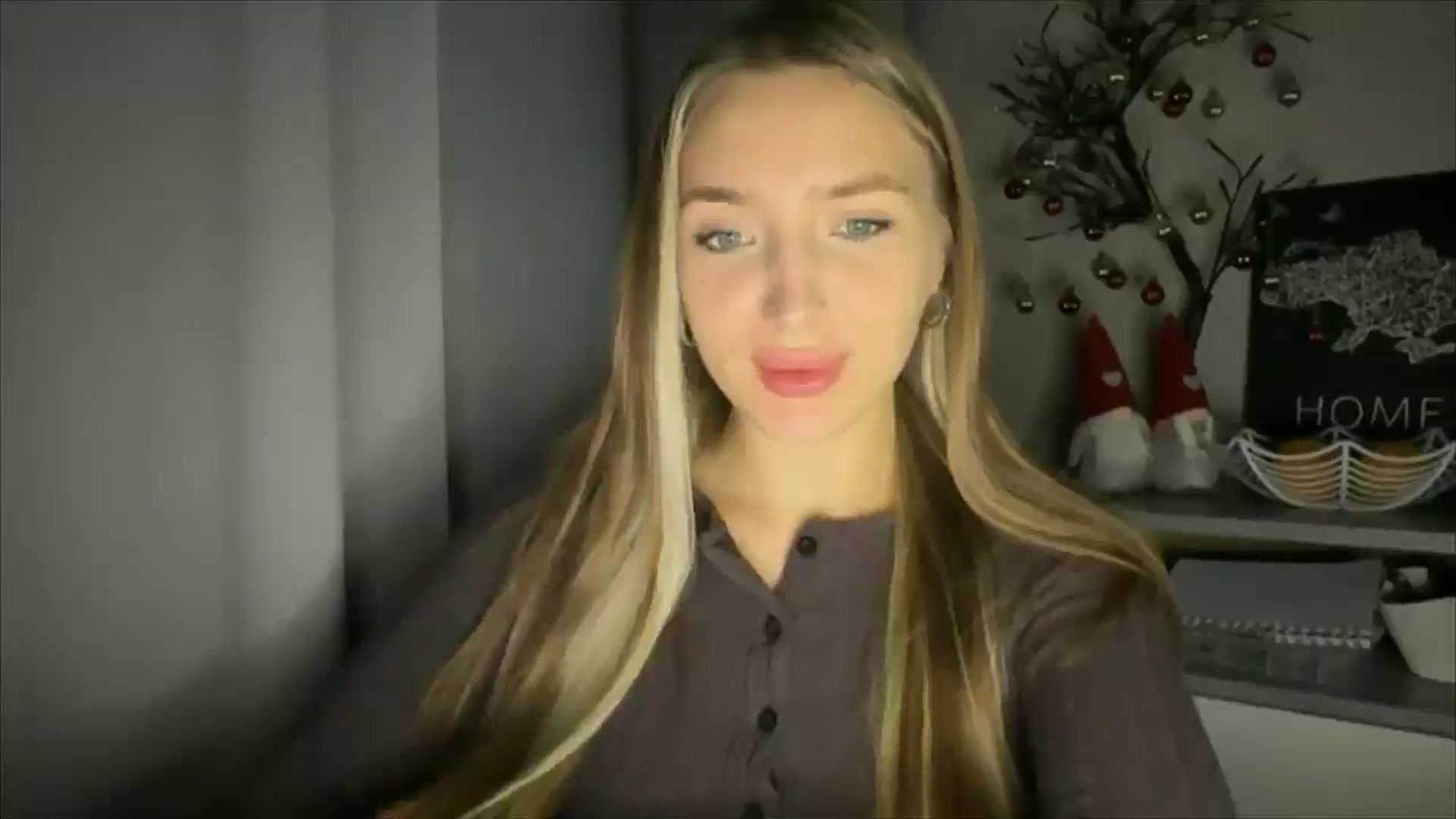Gallery image thumbnail from My_Diana's myfreecams stream on, 12/04/2024, 23:05 image 20 of 20