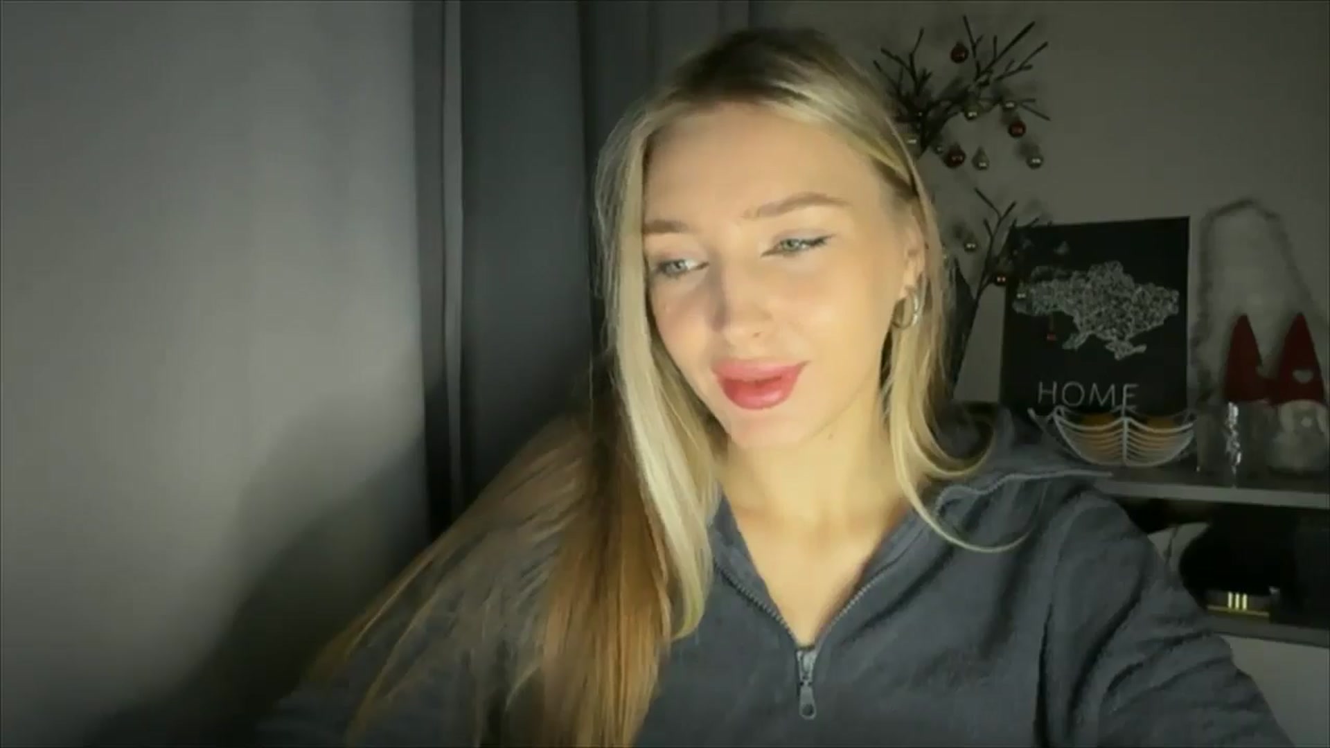 Gallery image thumbnail from My_Diana's myfreecams stream on, 12/05/2024, 16:03 image 9 of 20
