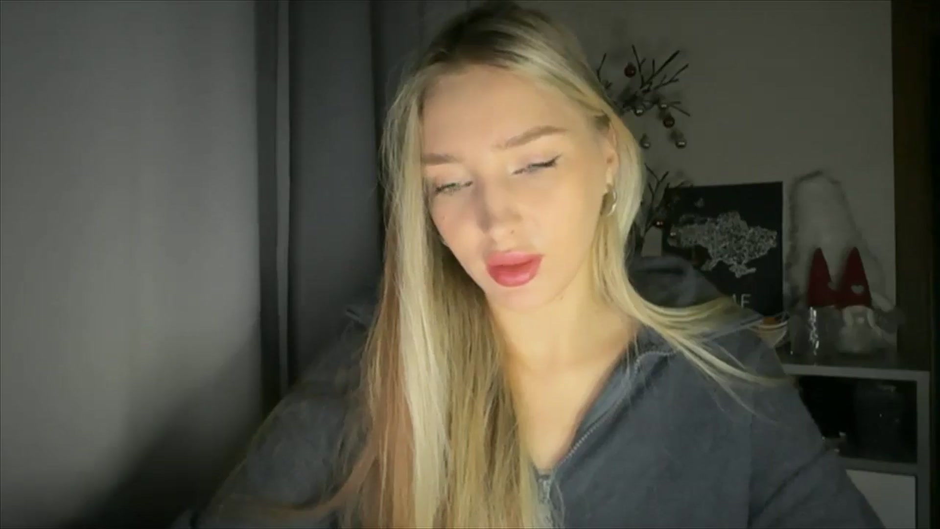 Gallery image thumbnail from My_Diana's myfreecams stream on, 12/05/2024, 16:03 image 4 of 20