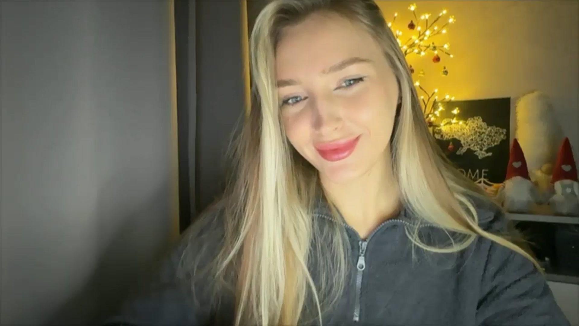 Gallery image thumbnail from My_Diana's myfreecams stream on, 12/05/2024, 16:03 image 16 of 20