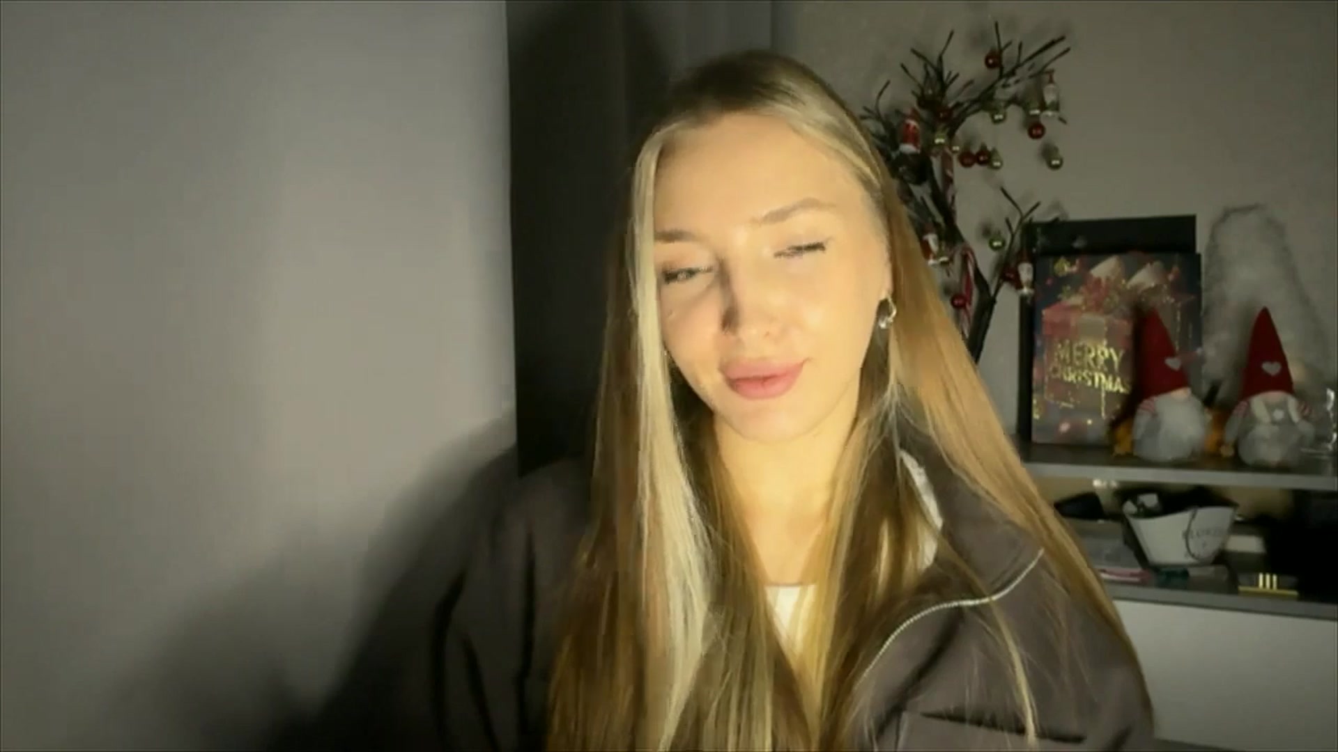 Gallery image thumbnail from My_Diana's myfreecams stream on, 12/06/2024, 15:15 image 15 of 20