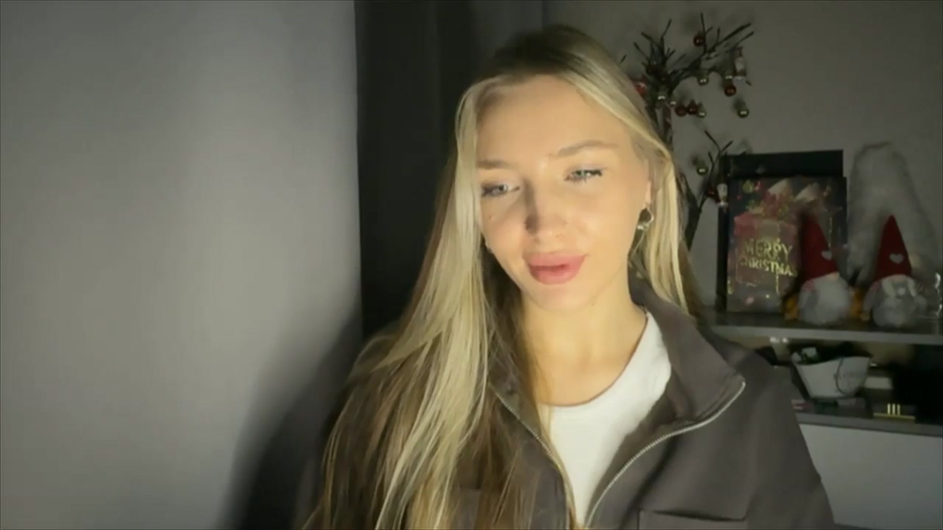 Gallery image thumbnail from My_Diana's myfreecams stream on, 12/06/2024, 15:48 image 8 of 20