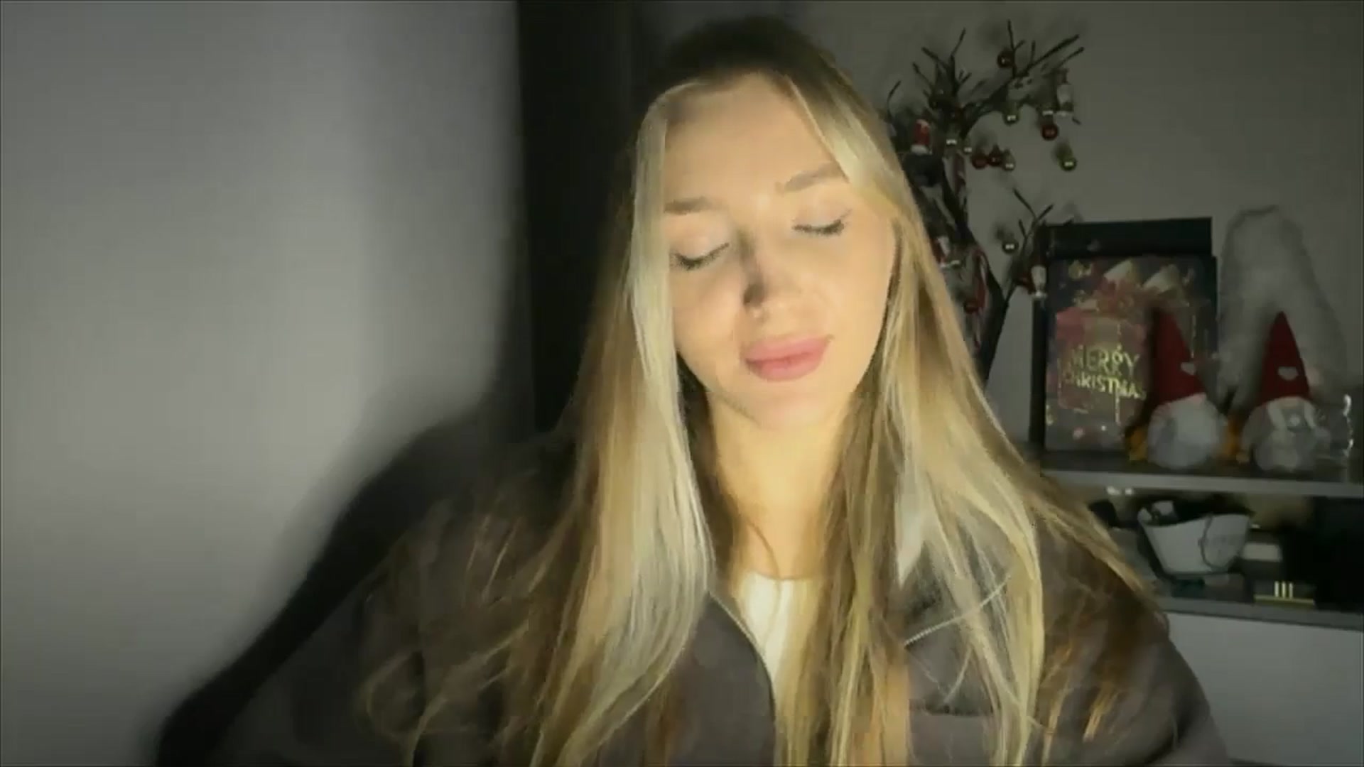 Gallery image thumbnail from My_Diana's myfreecams stream on, 12/06/2024, 15:48 image 19 of 20