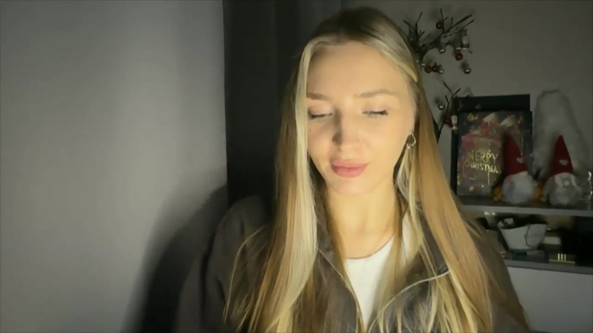 Gallery image thumbnail from My_Diana's myfreecams stream on, 12/06/2024, 15:48 image 6 of 20