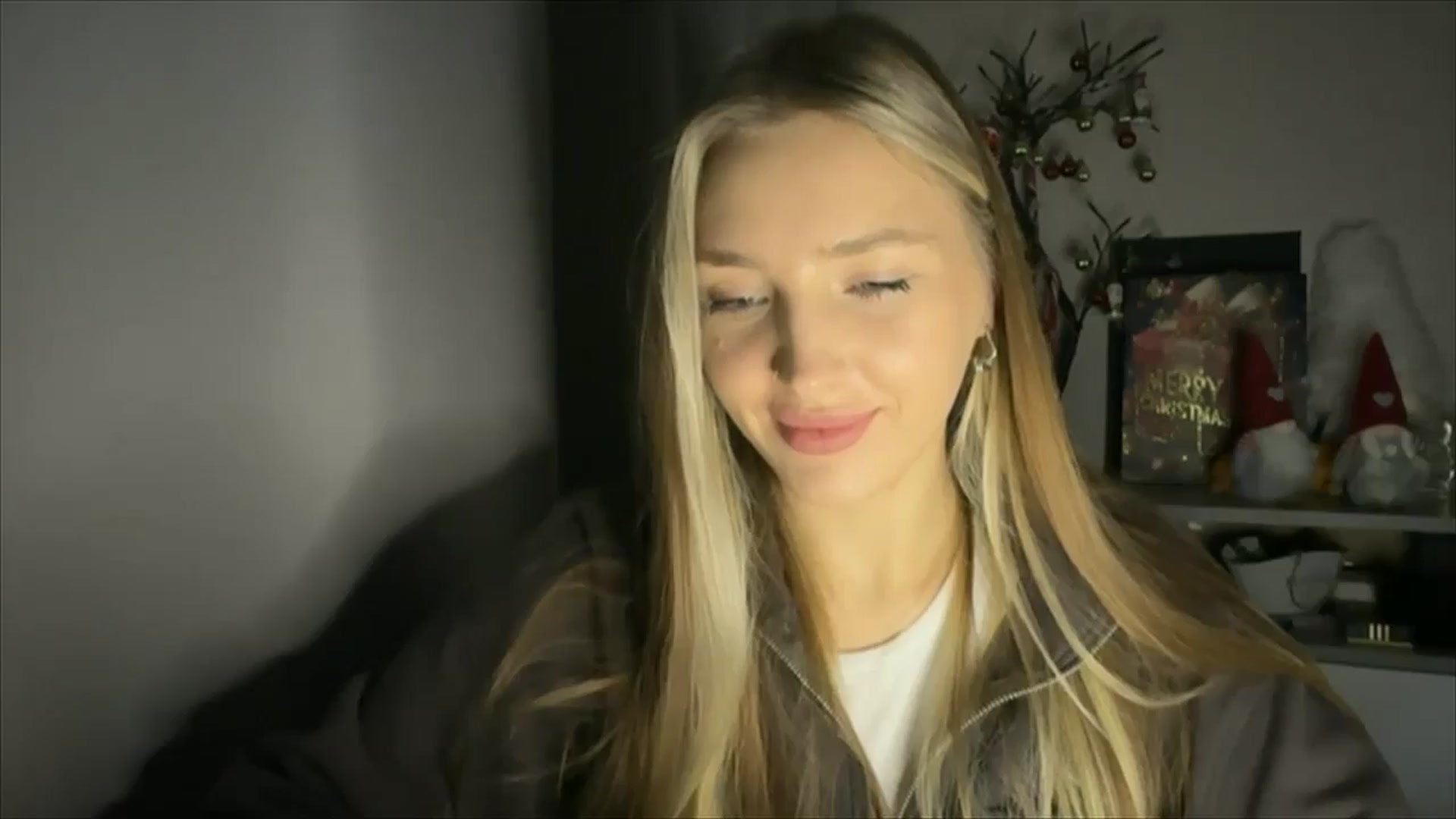 Gallery image thumbnail from My_Diana's myfreecams stream on, 12/06/2024, 15:48 image 5 of 20