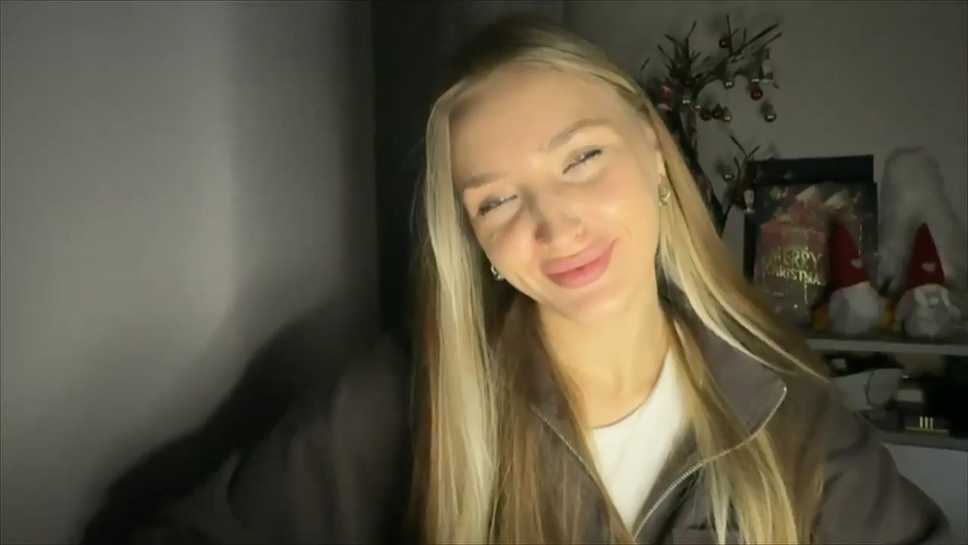 Gallery image thumbnail from My_Diana's myfreecams stream on, 12/06/2024, 15:48 image 3 of 20