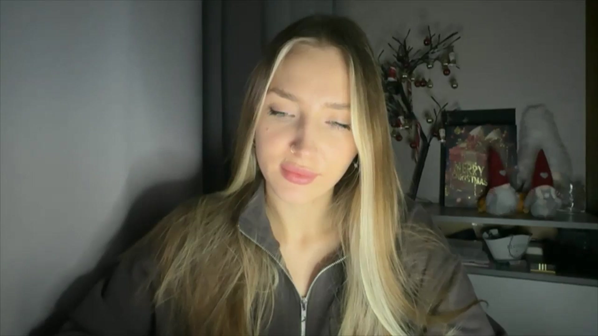 Gallery image thumbnail from My_Diana's myfreecams stream on, 12/06/2024, 16:41 image 5 of 20