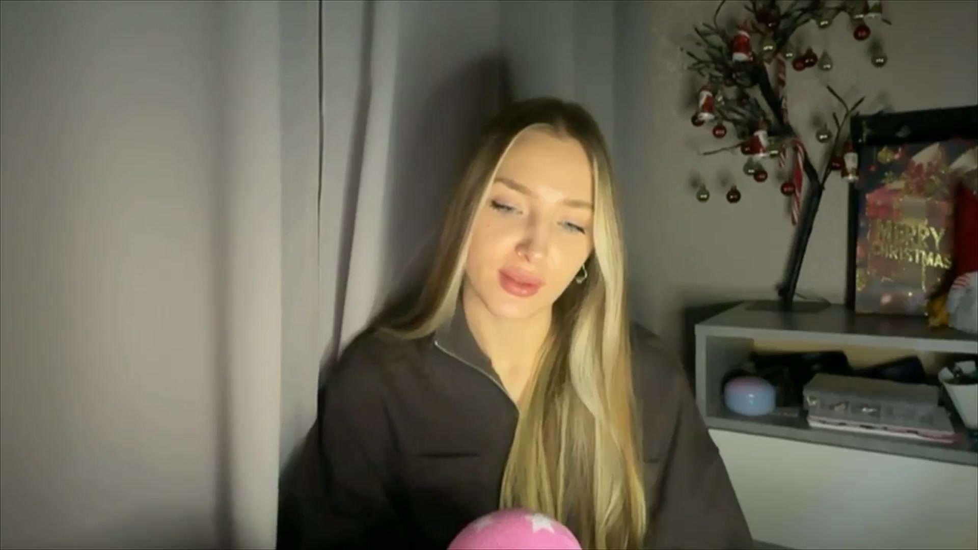 Gallery image thumbnail from My_Diana's myfreecams stream on, 12/06/2024, 16:41 image 18 of 20