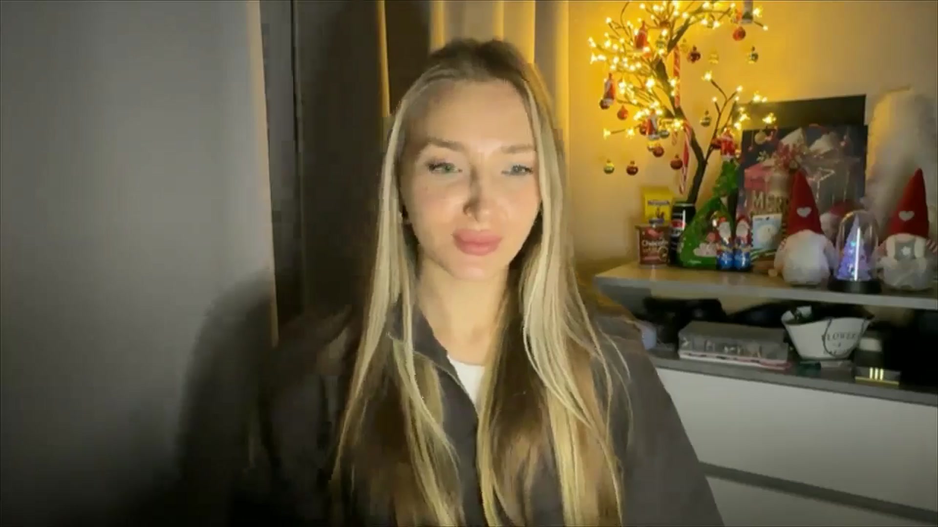 Gallery image thumbnail from My_Diana's myfreecams stream on, 12/06/2024, 23:41 image 20 of 20