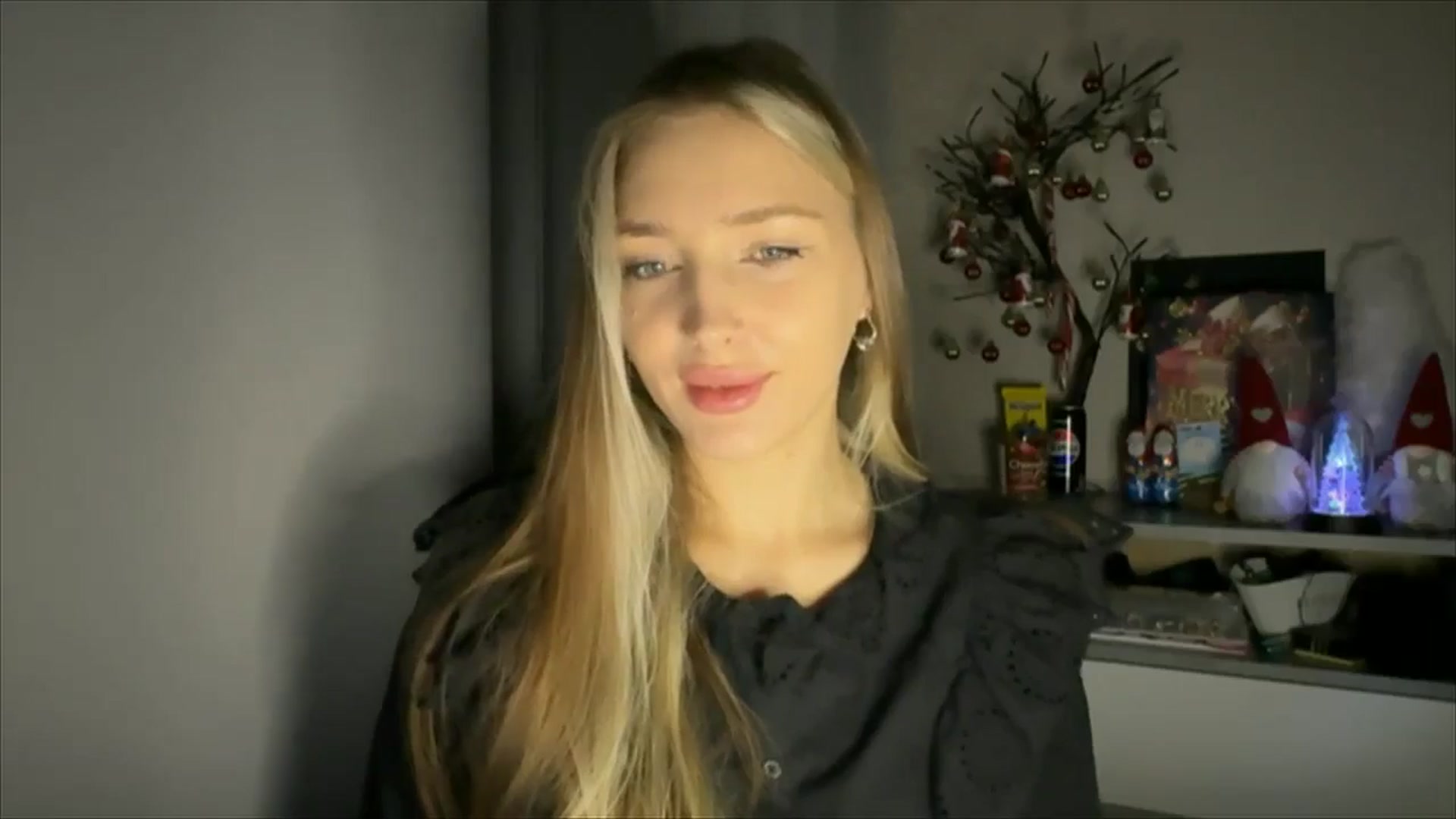 Gallery image thumbnail from My_Diana's myfreecams stream on, 12/07/2024, 16:15 image 10 of 20