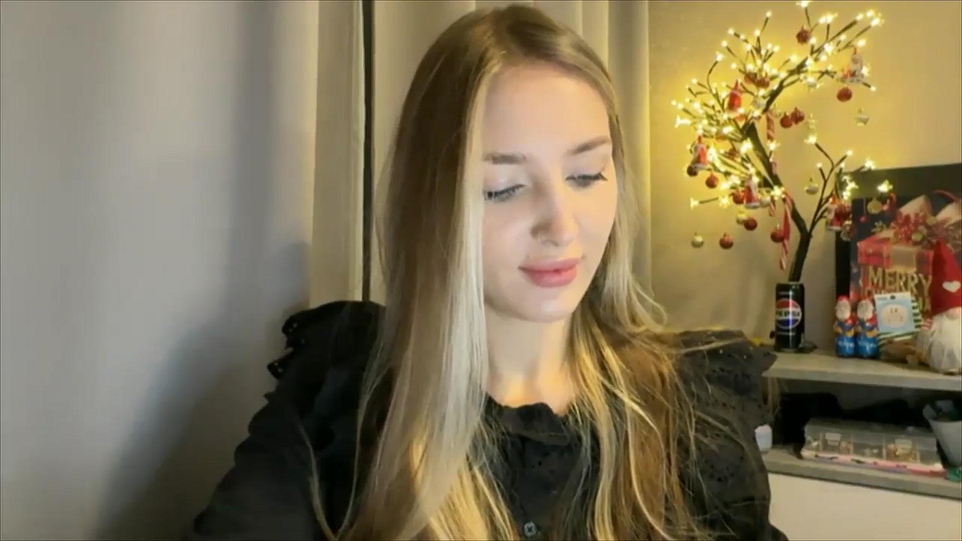 Gallery image thumbnail from My_Diana's myfreecams stream on, 12/07/2024, 16:15 image 20 of 20