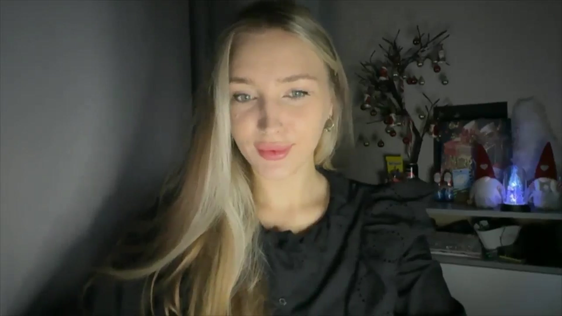 Gallery image thumbnail from My_Diana's myfreecams stream on, 12/07/2024, 16:15 image 2 of 20