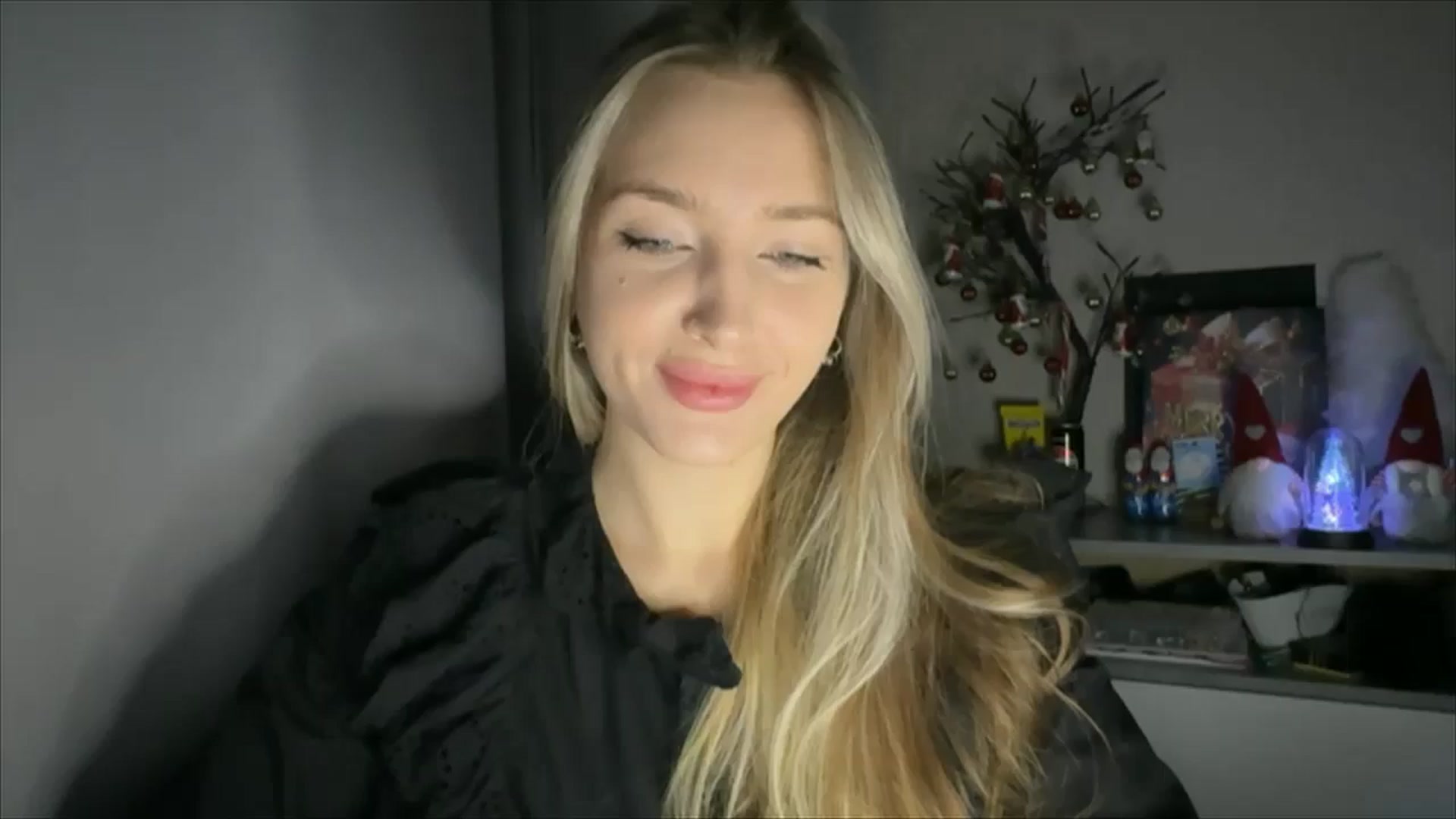 Gallery image thumbnail from My_Diana's myfreecams stream on, 12/07/2024, 16:15 image 1 of 20