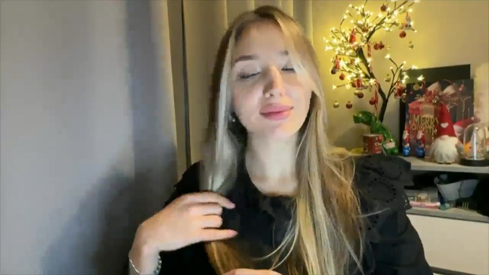 Gallery image thumbnail from My_Diana's myfreecams stream on, 12/07/2024, 22:55 image 18 of 20