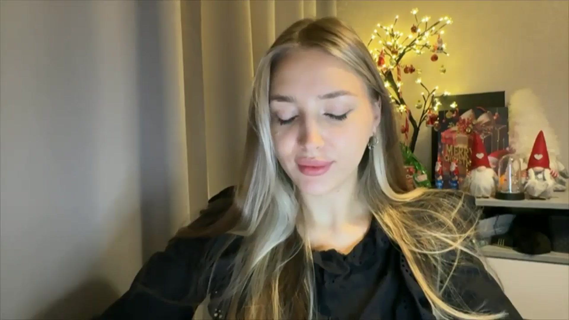 Gallery image thumbnail from My_Diana's myfreecams stream on, 12/07/2024, 22:55 image 5 of 20