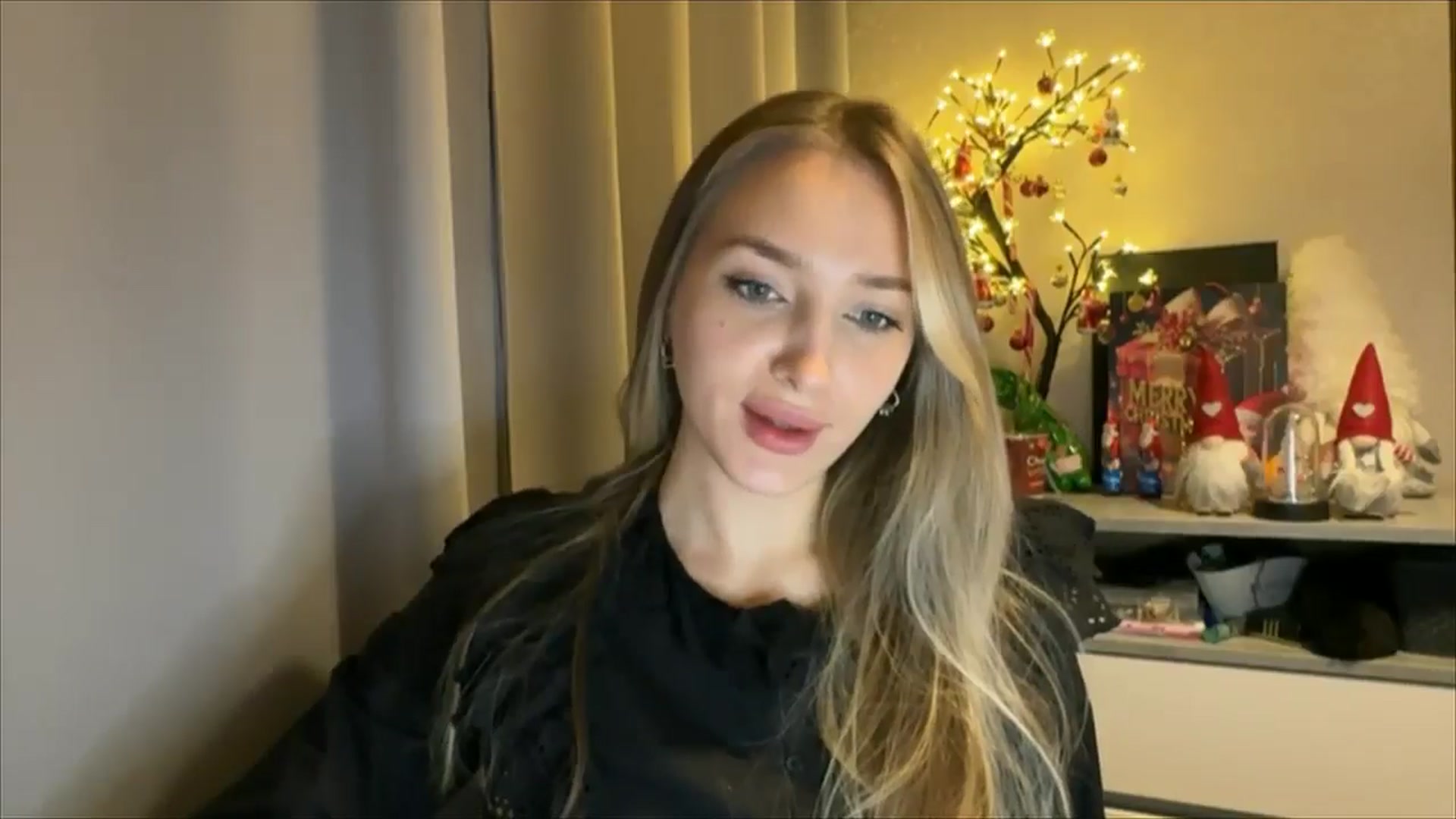 Gallery image thumbnail from My_Diana's myfreecams stream on, 12/07/2024, 22:55 image 17 of 20