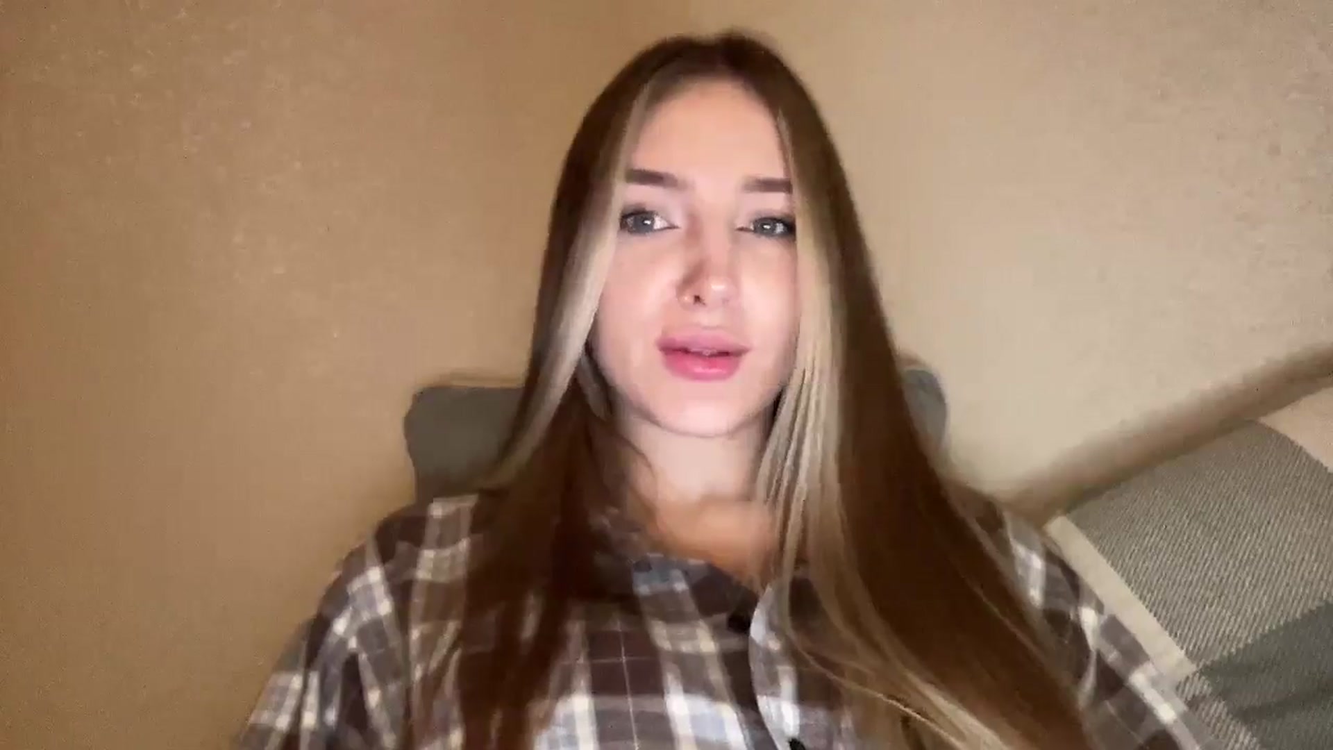 Gallery image thumbnail from My_Diana's myfreecams stream on, 12/10/2024, 23:10 image 18 of 20
