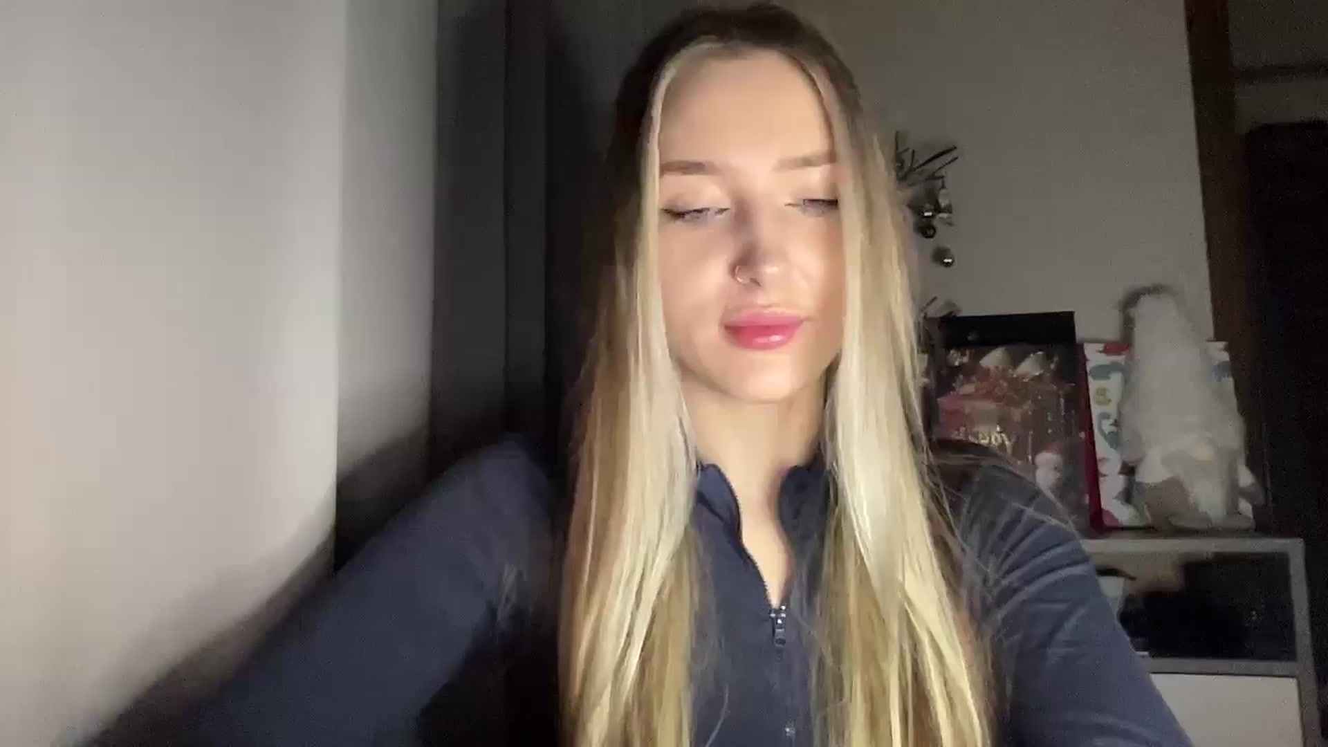 Gallery image thumbnail from My_Diana's myfreecams stream on, 12/11/2024, 15:39 image 4 of 20