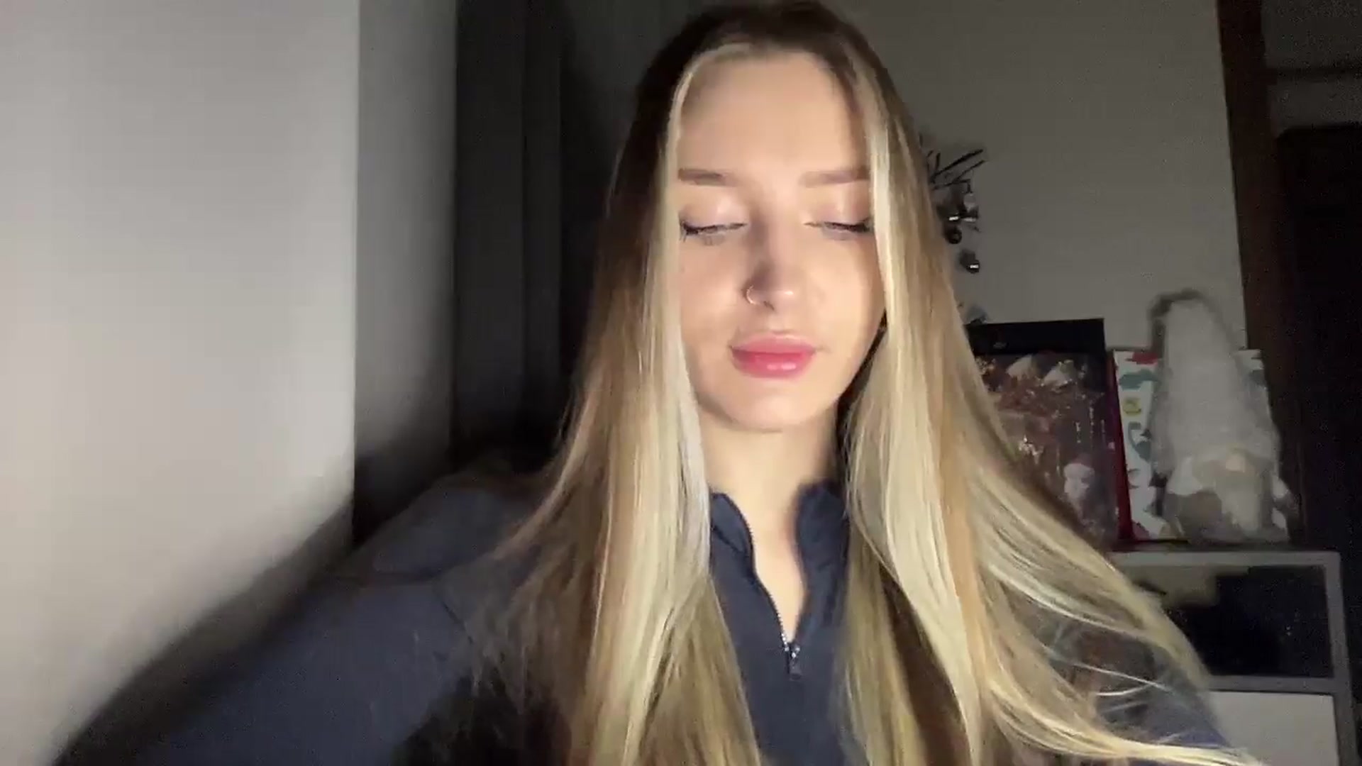 Gallery image thumbnail from My_Diana's myfreecams stream on, 12/11/2024, 15:39 image 2 of 20